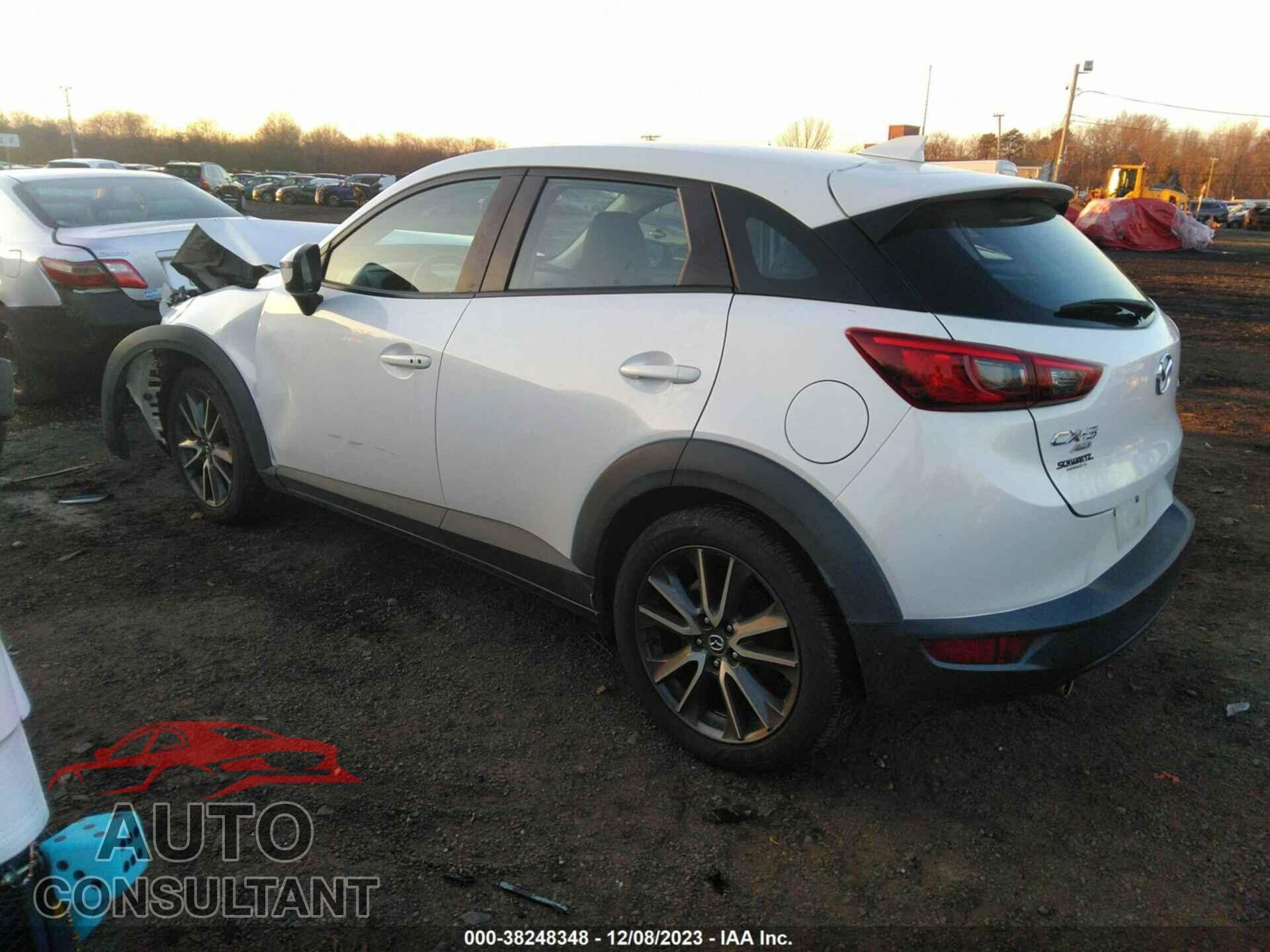 MAZDA CX-3 2017 - JM1DKFC79H0172708