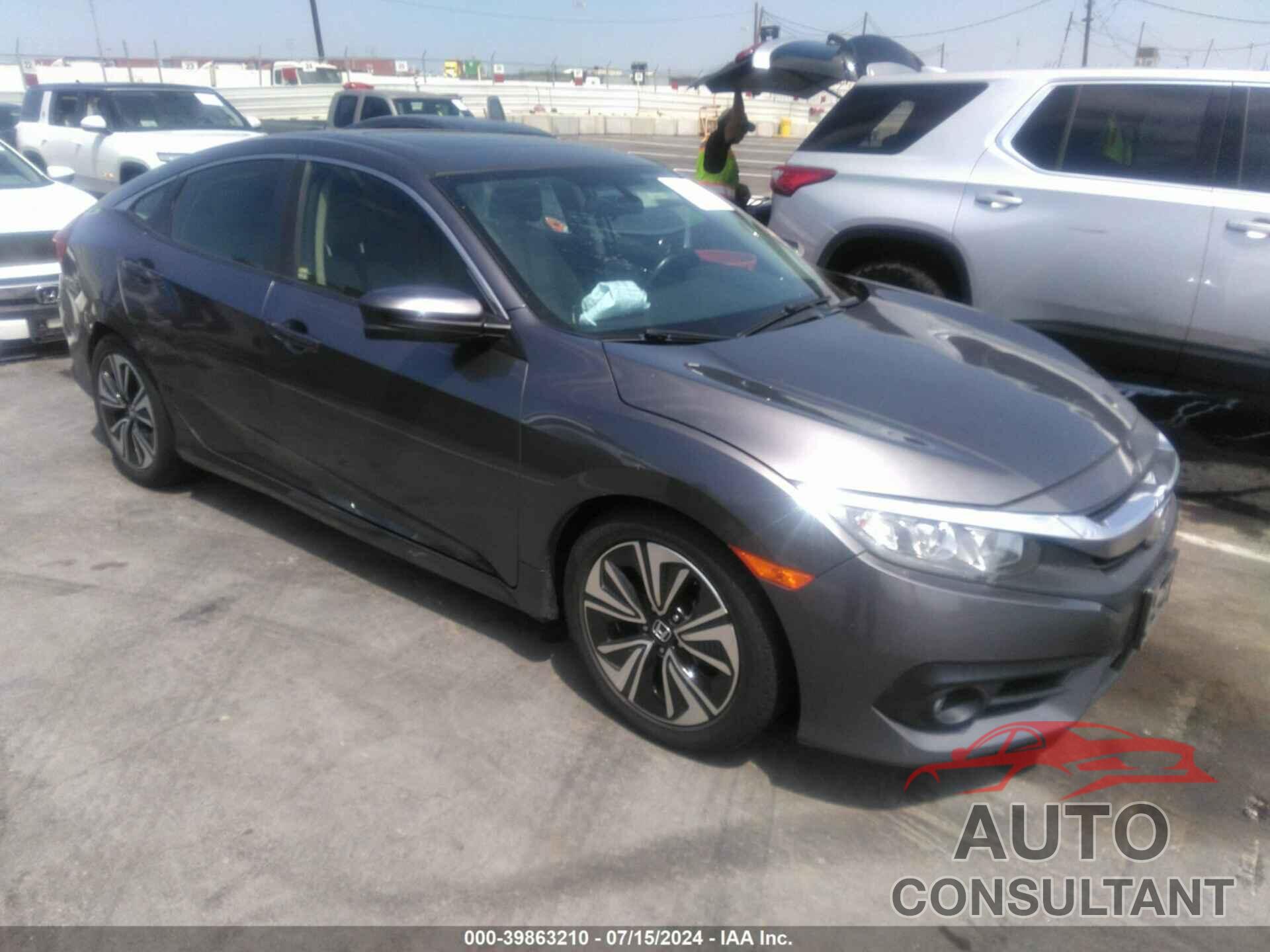 HONDA CIVIC 2018 - JHMFC1F30JX015999