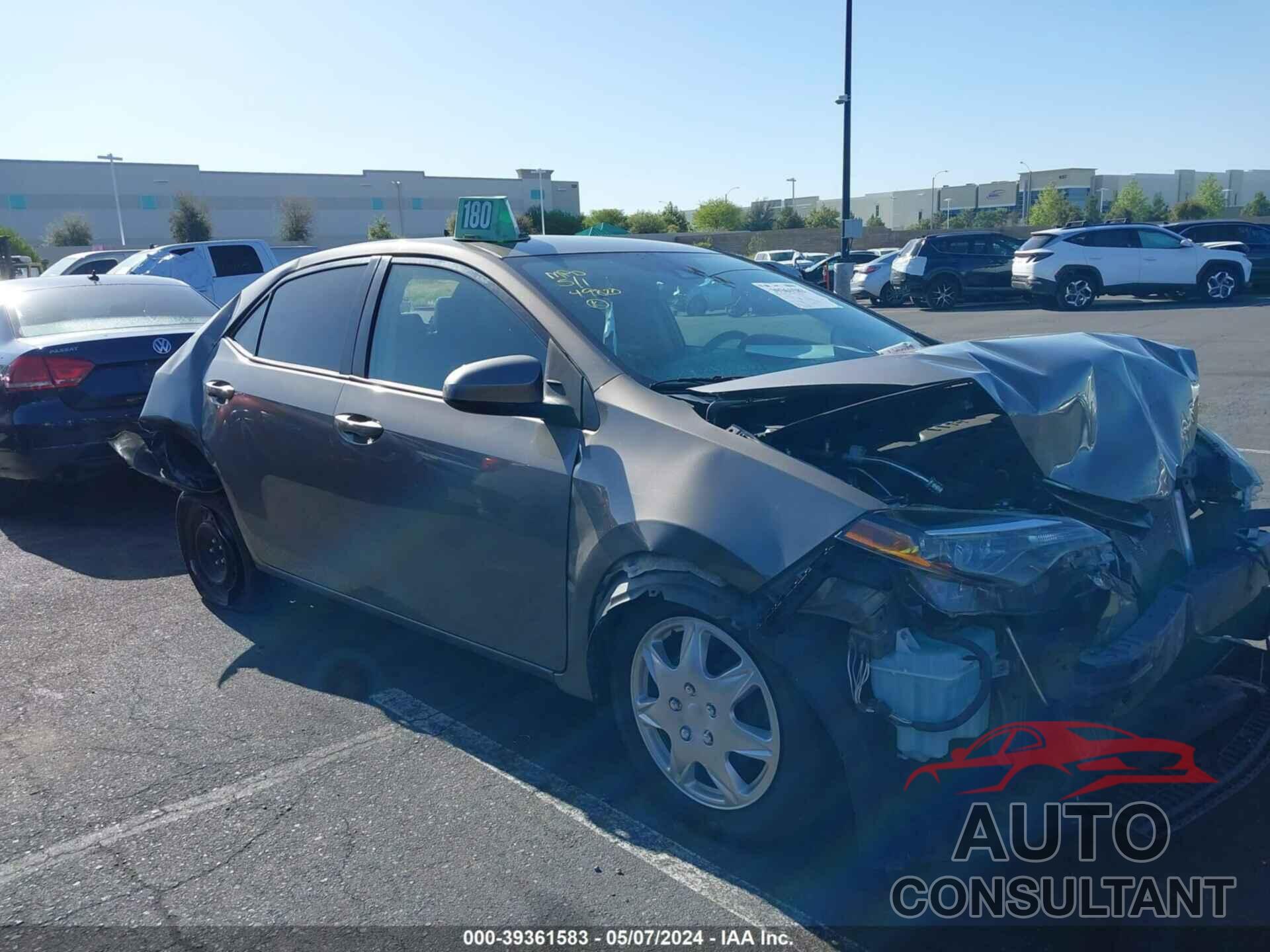 TOYOTA COROLLA 2019 - 2T1BURHE8KC142476