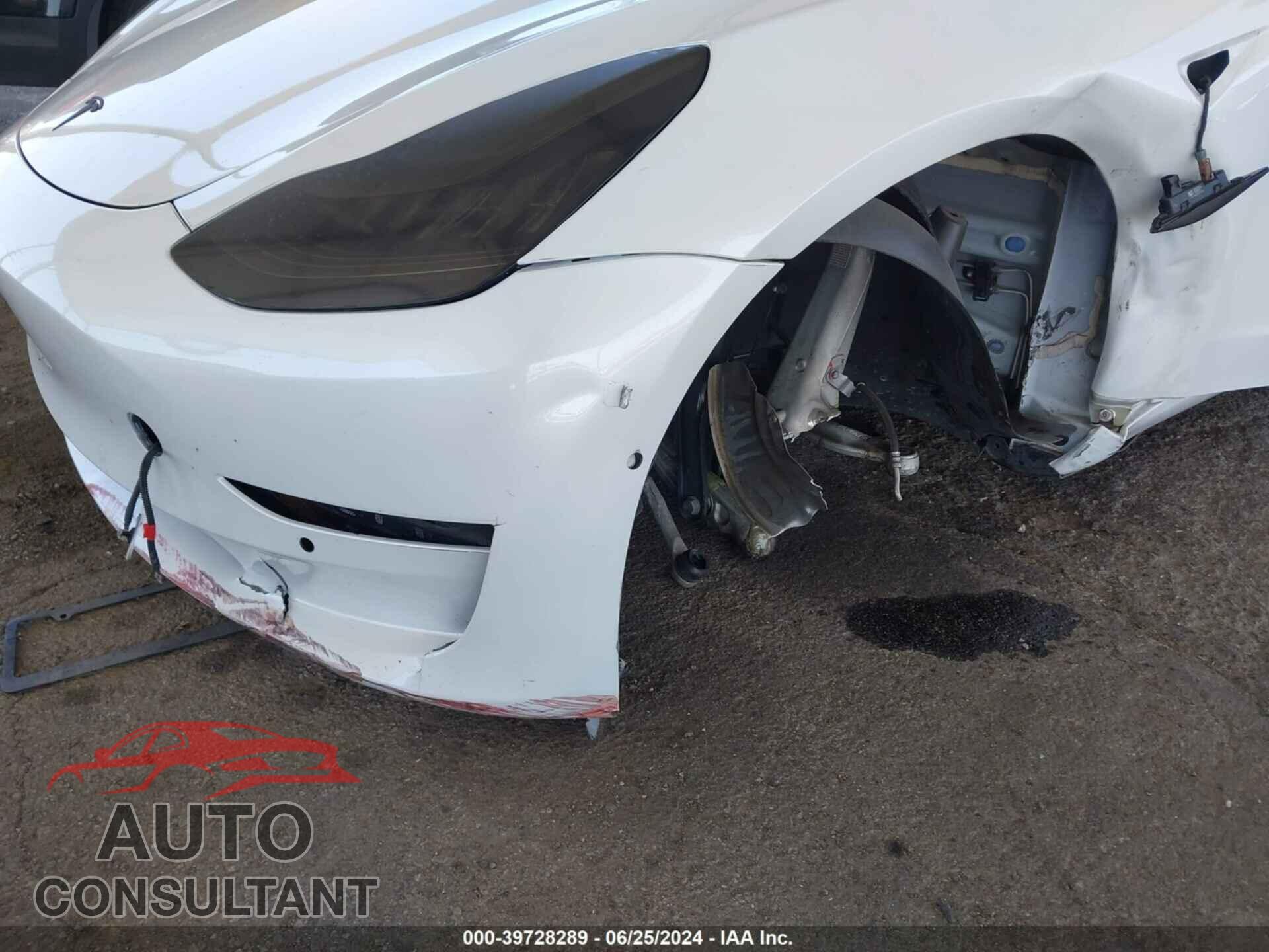 TESLA MODEL 3 2018 - 5YJ3E1EB4JF081375
