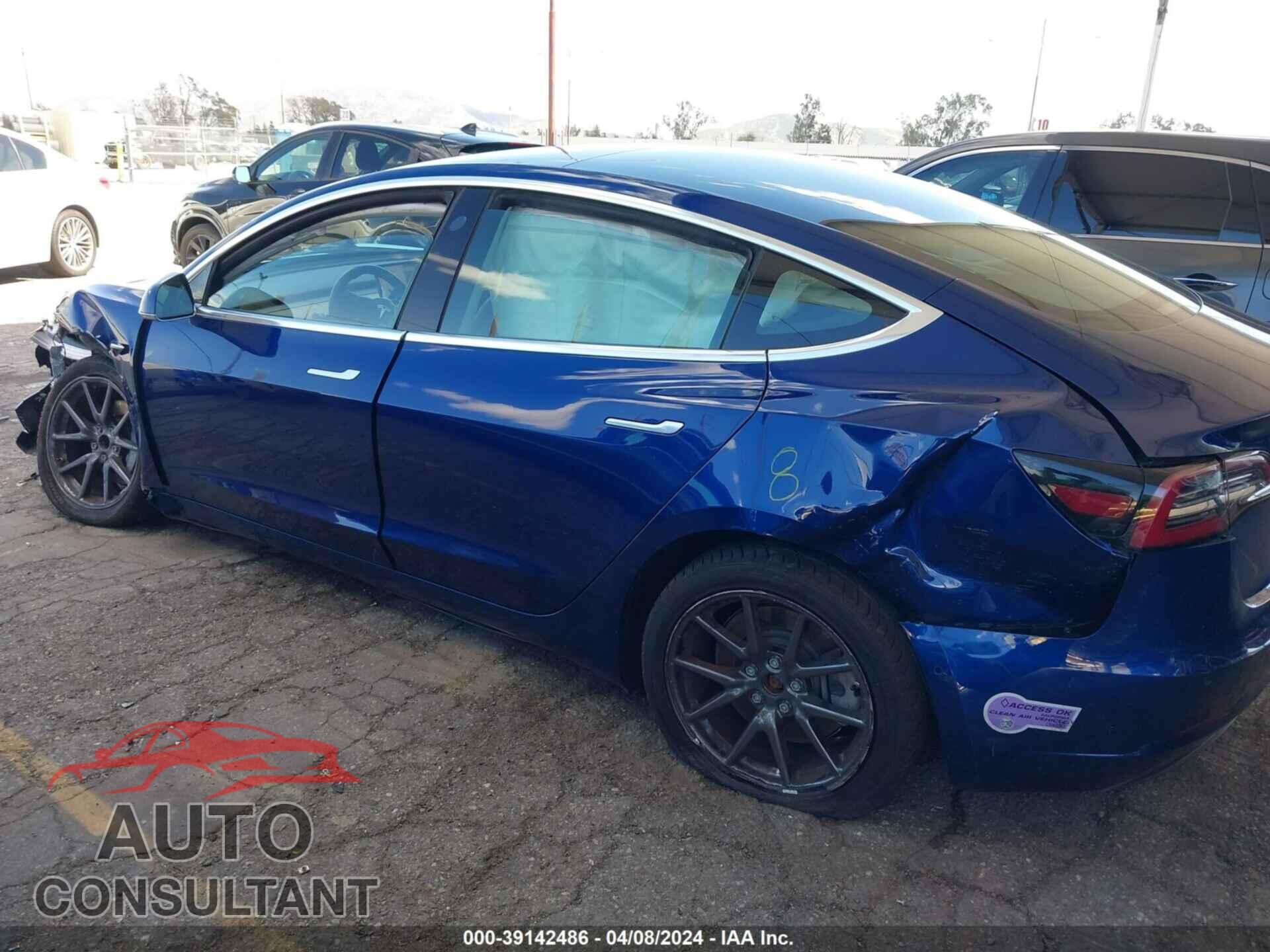 TESLA MODEL 3 2019 - 5YJ3E1EA0KF427205