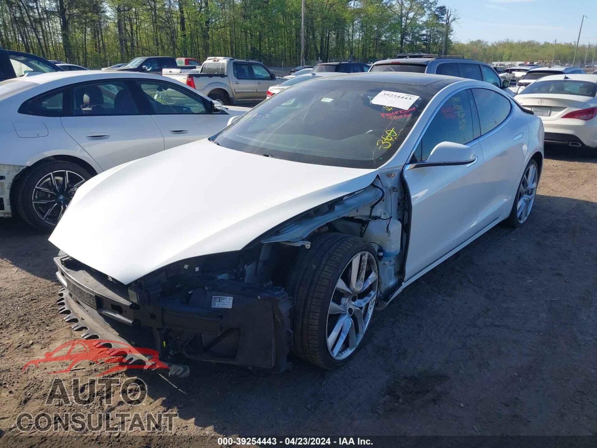 TESLA MODEL S 2018 - 5YJSA1E29JF263368