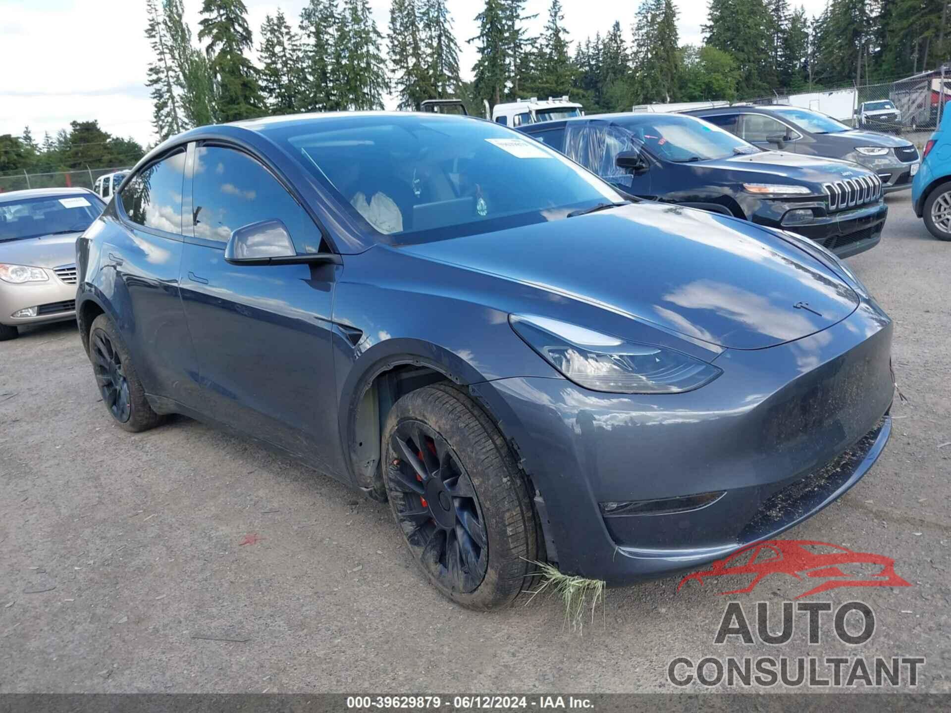 TESLA MODEL Y 2023 - 7SAYGDEE8PF750965