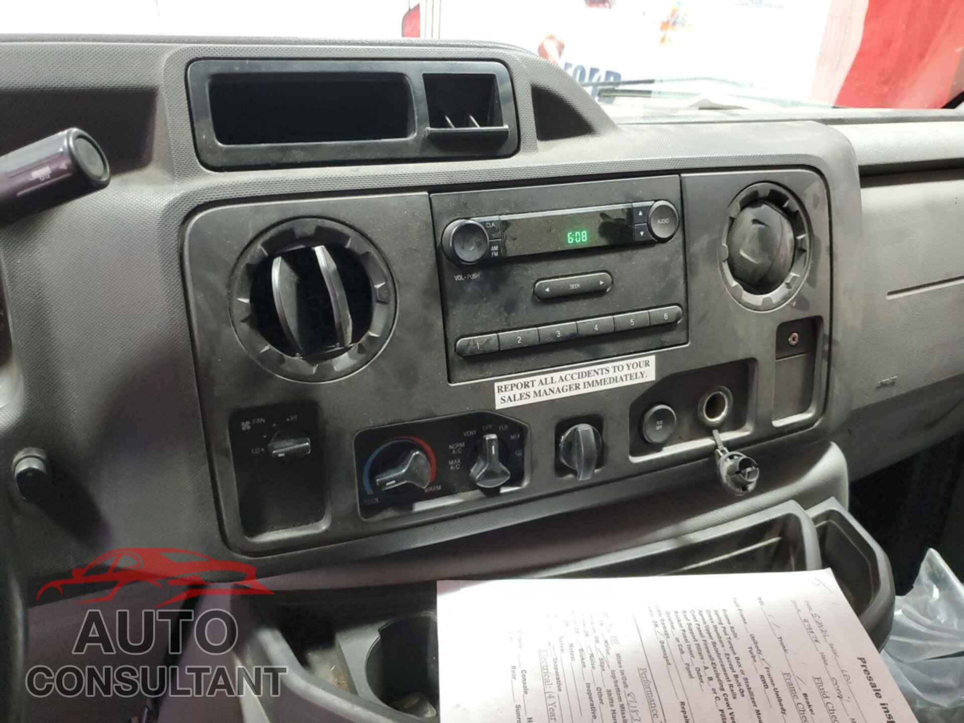 FORD ECONOLINE 2017 - 1FDXE4FS4HDC68646