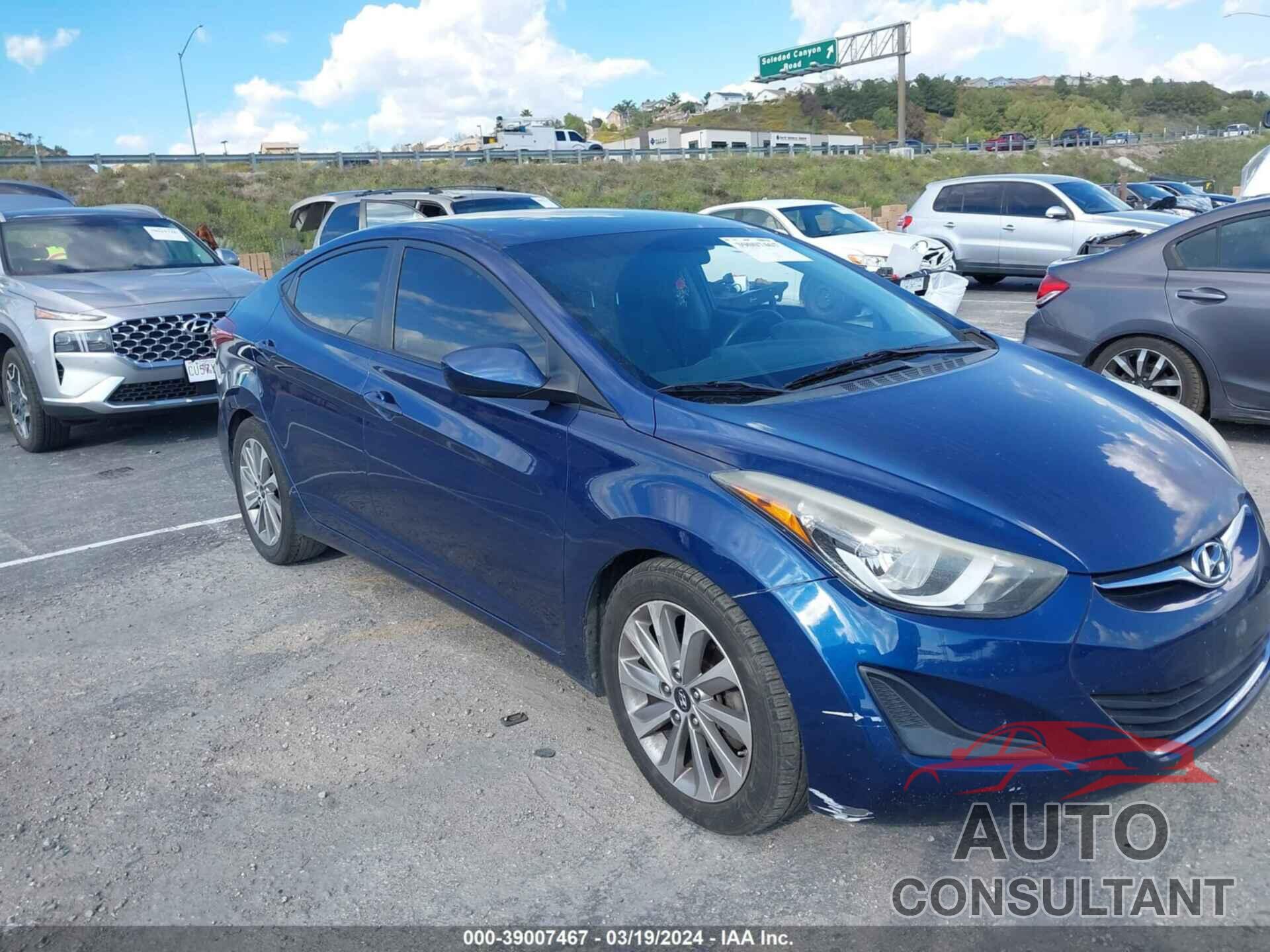 HYUNDAI ELANTRA 2016 - 5NPDH4AE2GH701373
