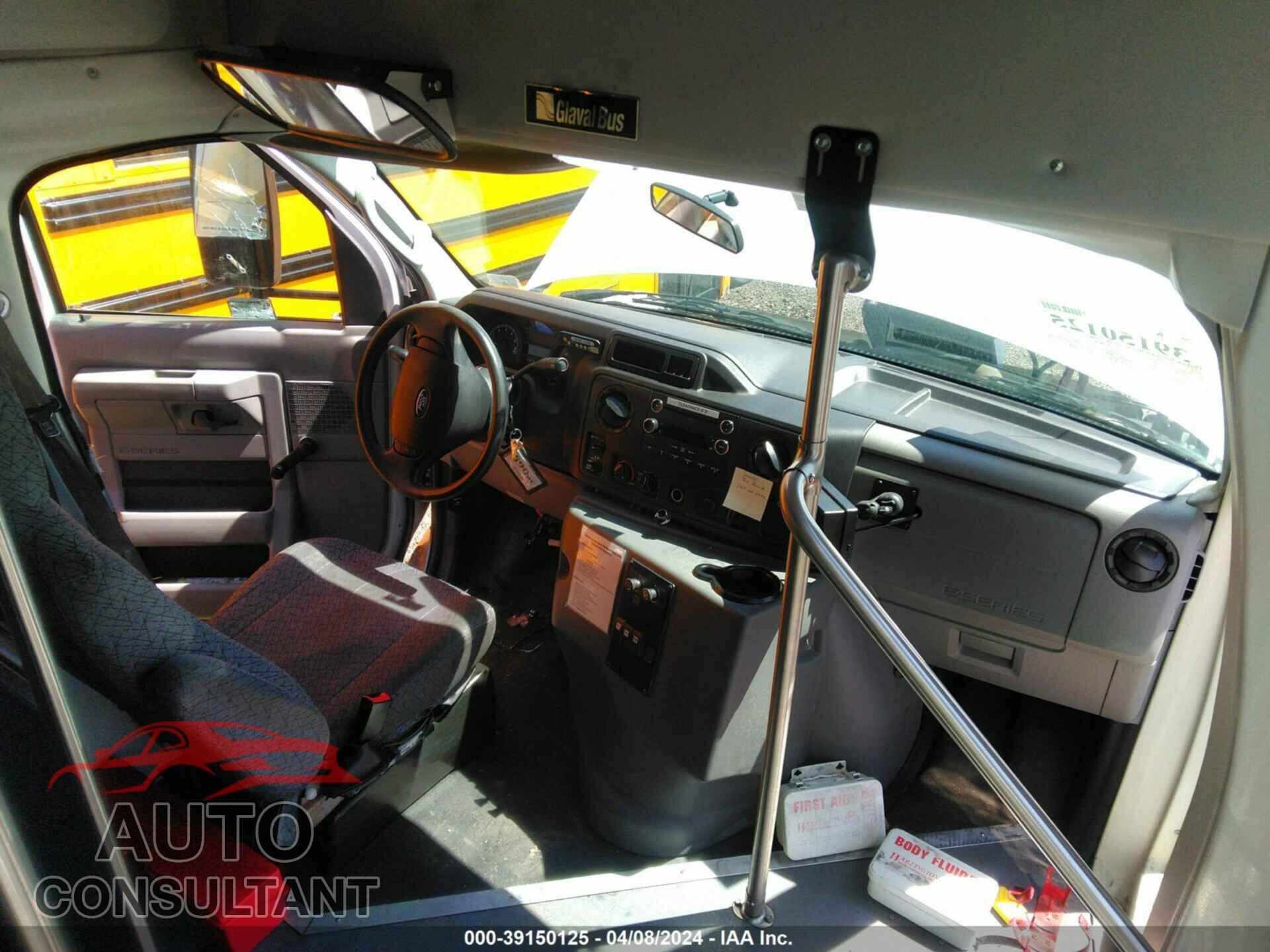 FORD E-350 CUTAWAY 2017 - 1FDEE3FS4HDC24924