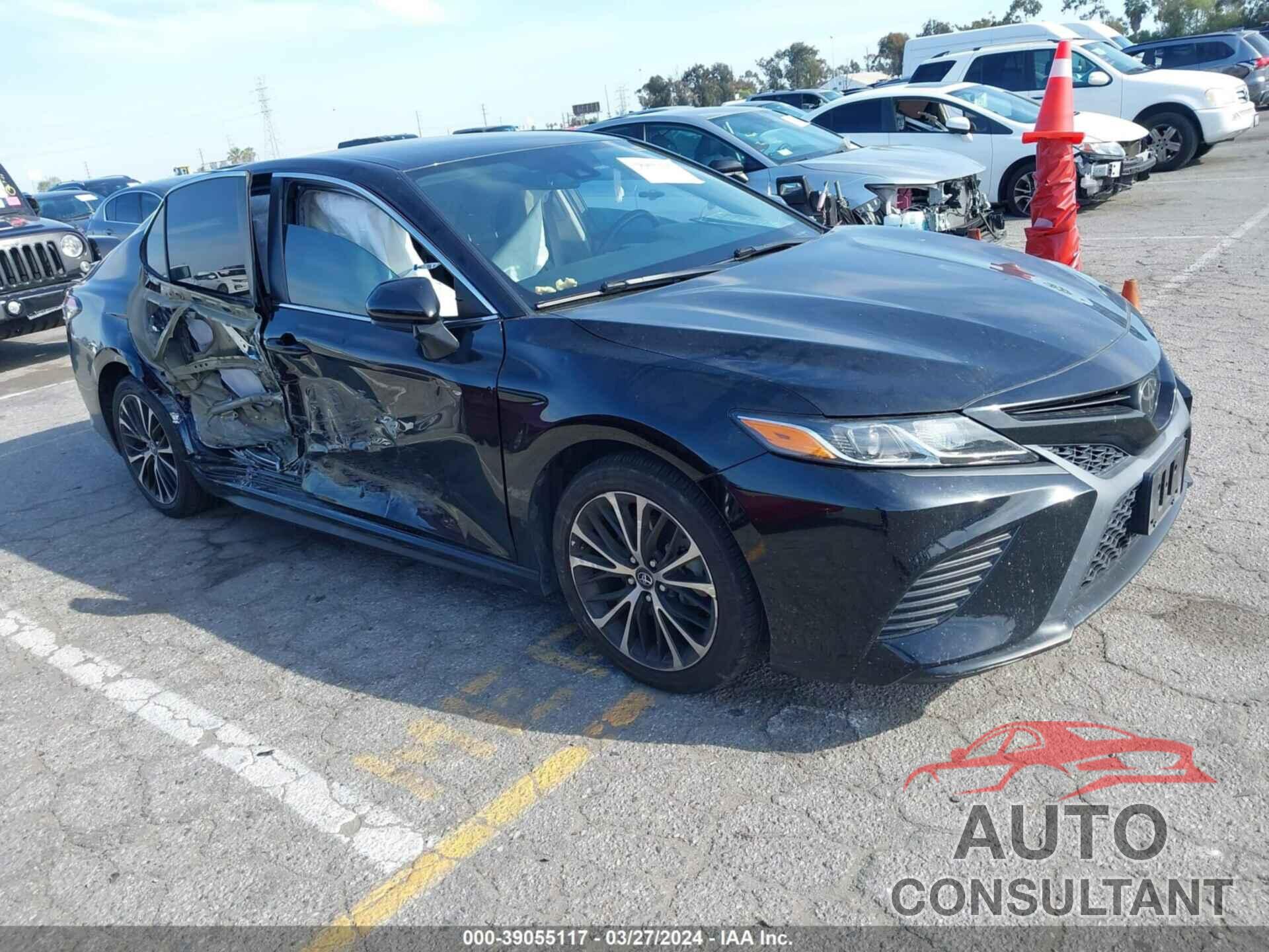TOYOTA CAMRY 2019 - 4T1B11HKXKU733598