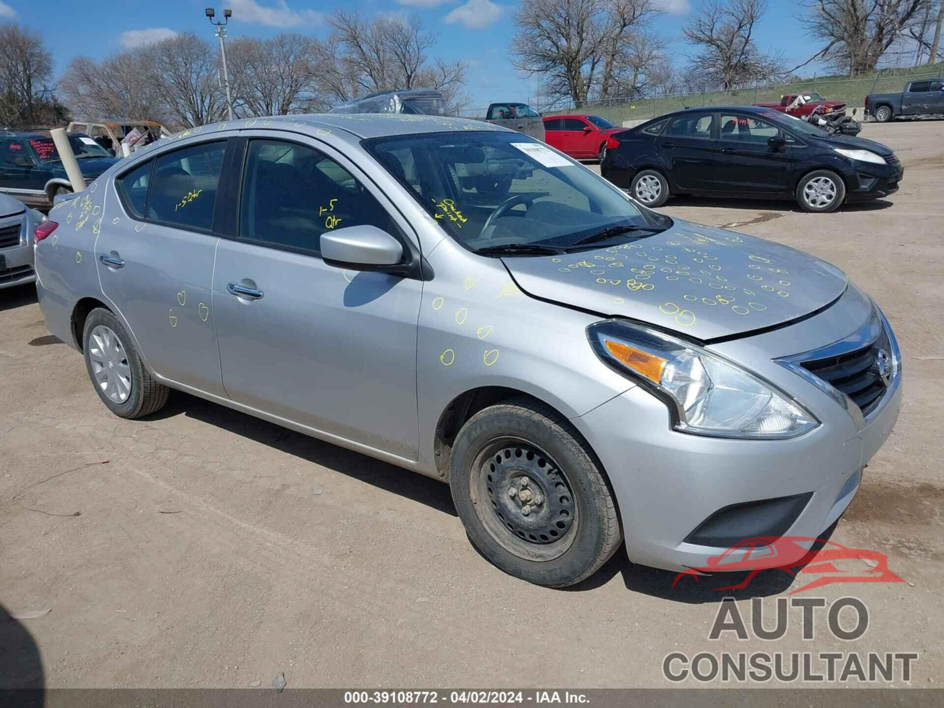 NISSAN VERSA 2019 - 3N1CN7AP9KL859888