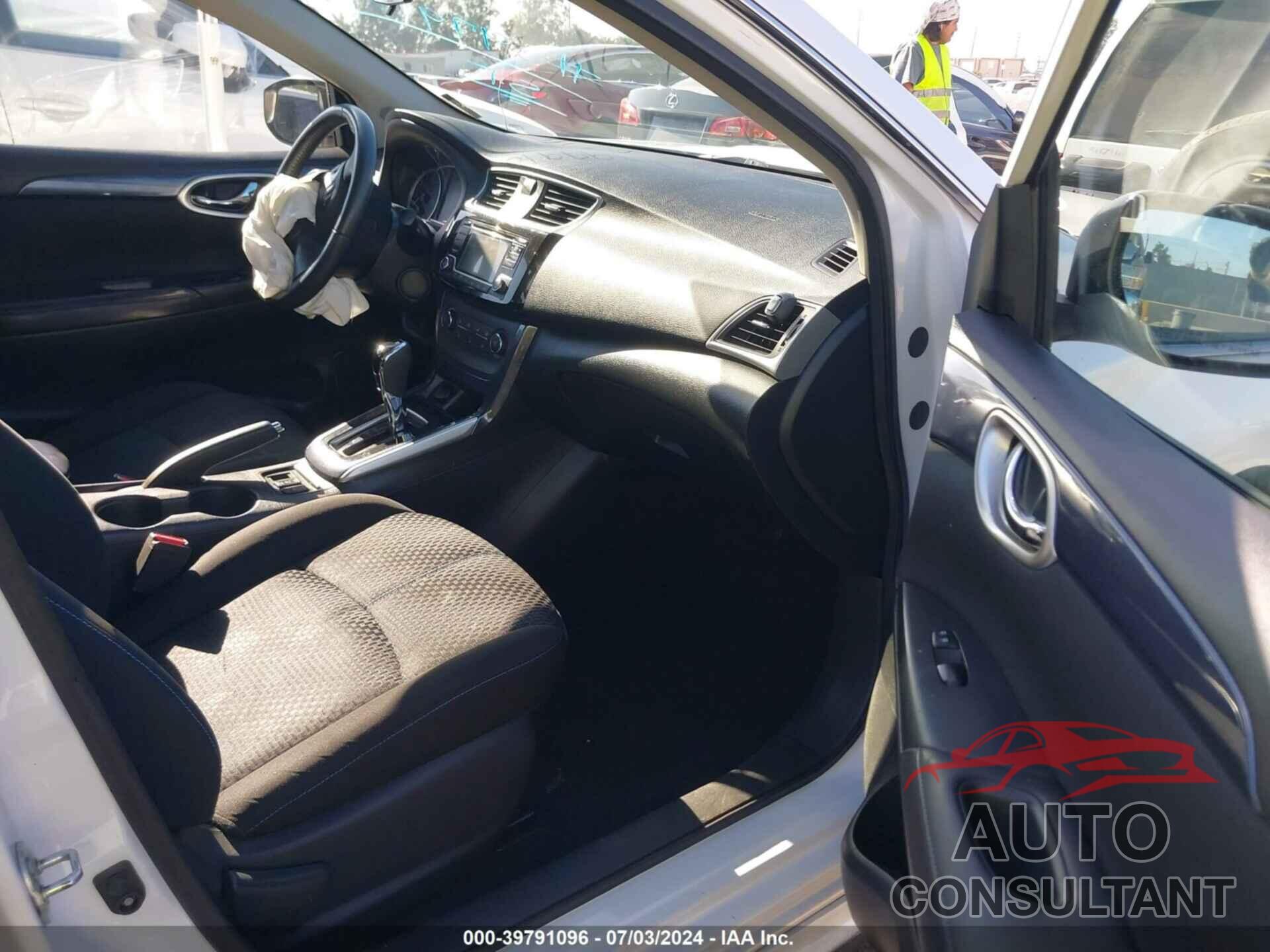 NISSAN SENTRA 2017 - 3N1AB7AP7HY266672