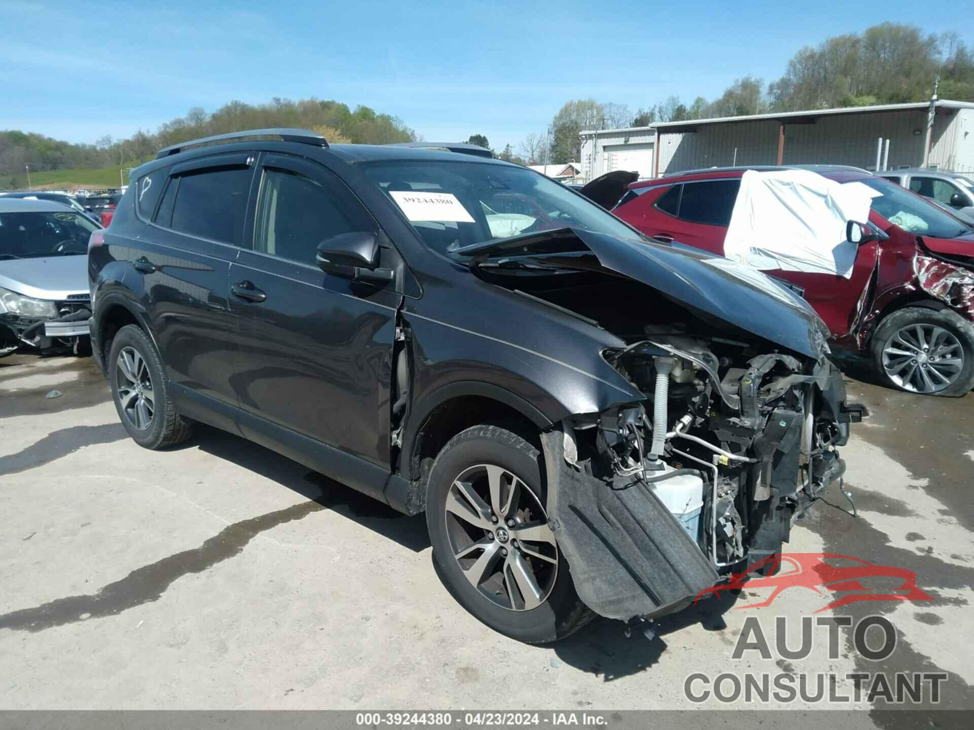 TOYOTA RAV4 2017 - JTMRFREV4HJ128472