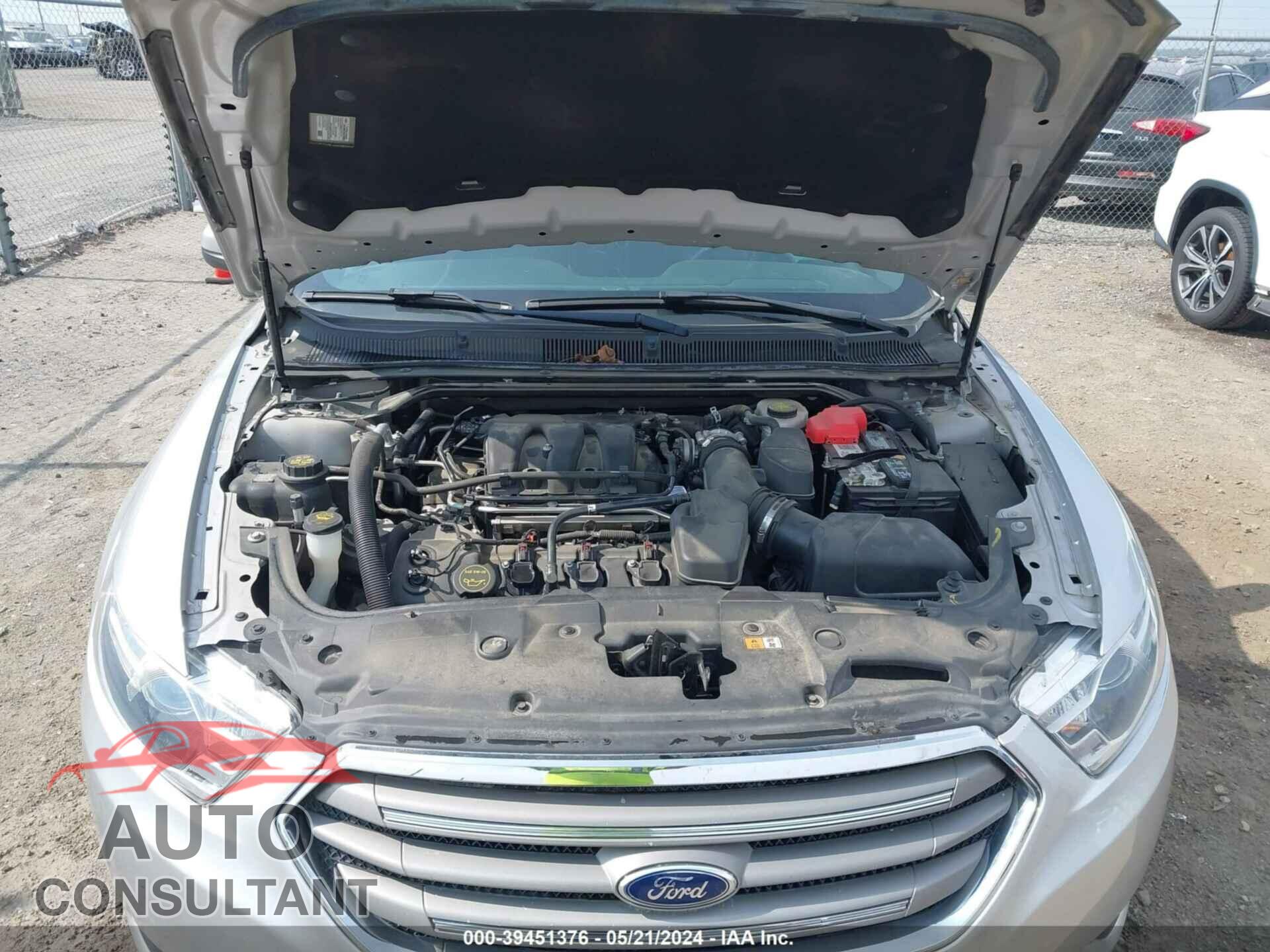 FORD TAURUS 2016 - 1FAHP2E81GG103993