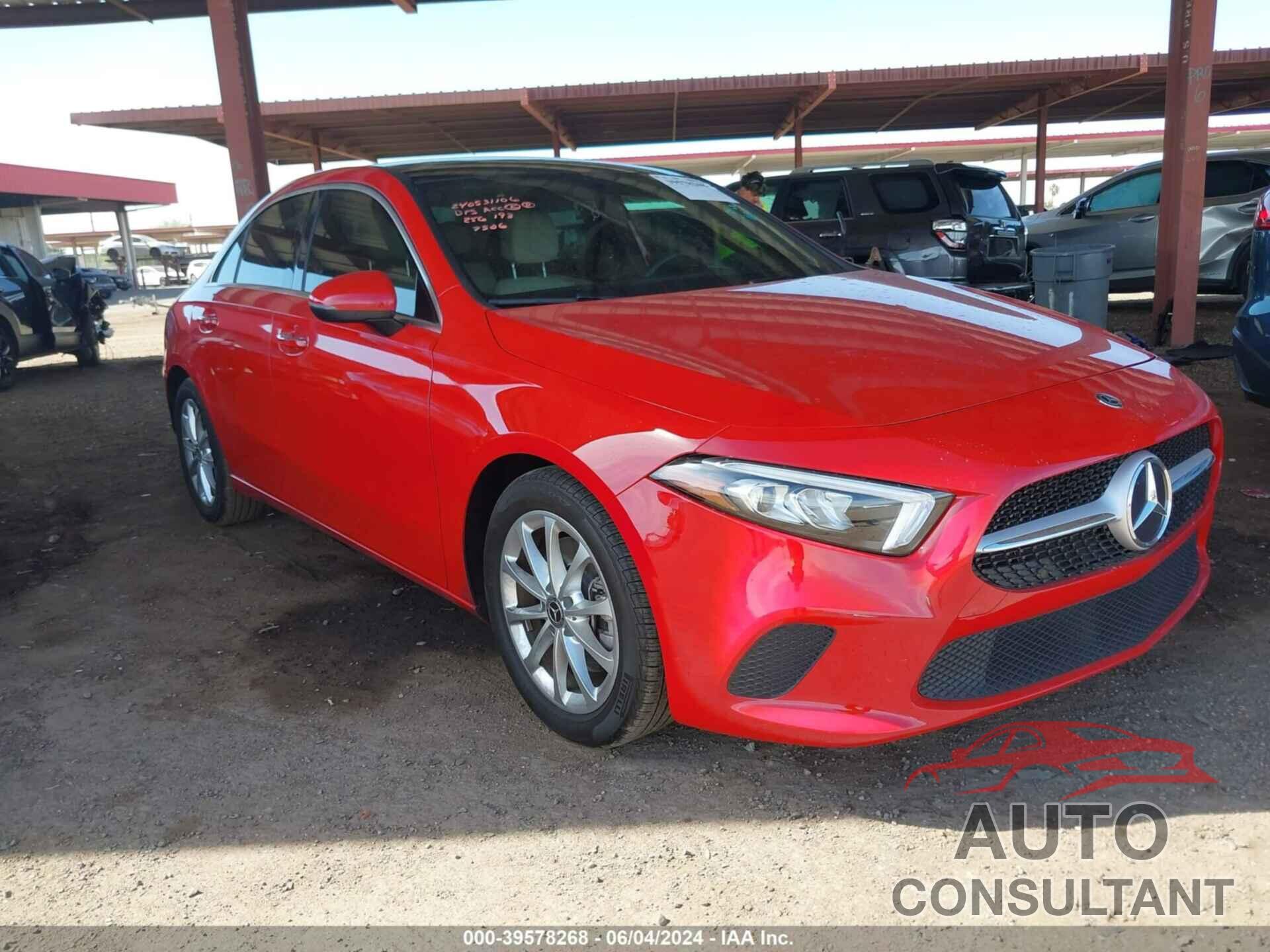 MERCEDES-BENZ A 220 2019 - WDD3G4EB0KW027506