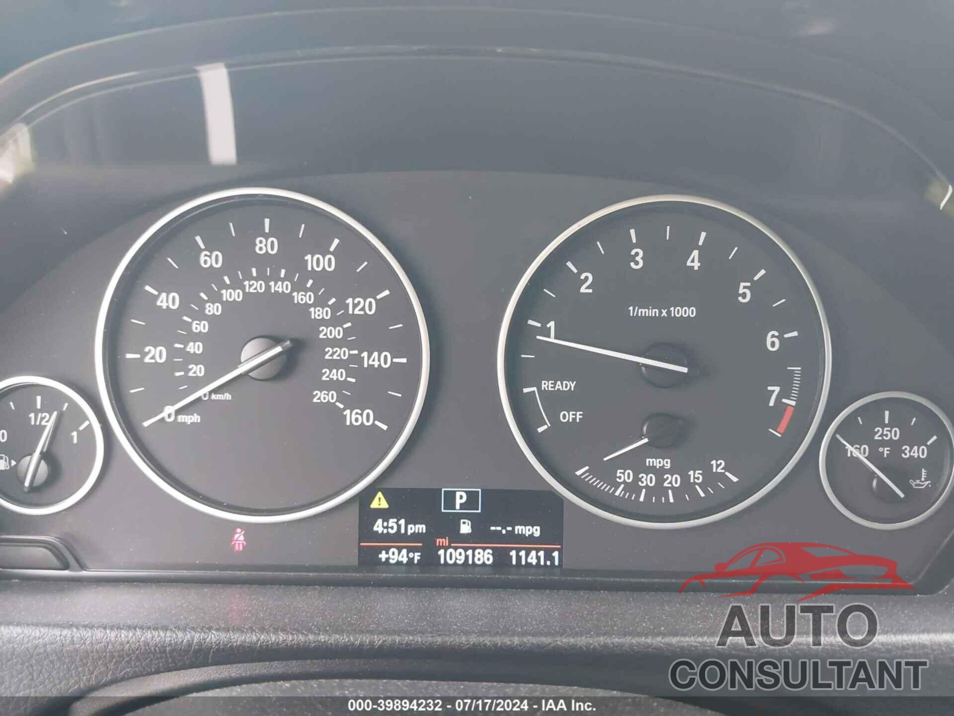 BMW 320I 2016 - WBA8E1G57GNT36332