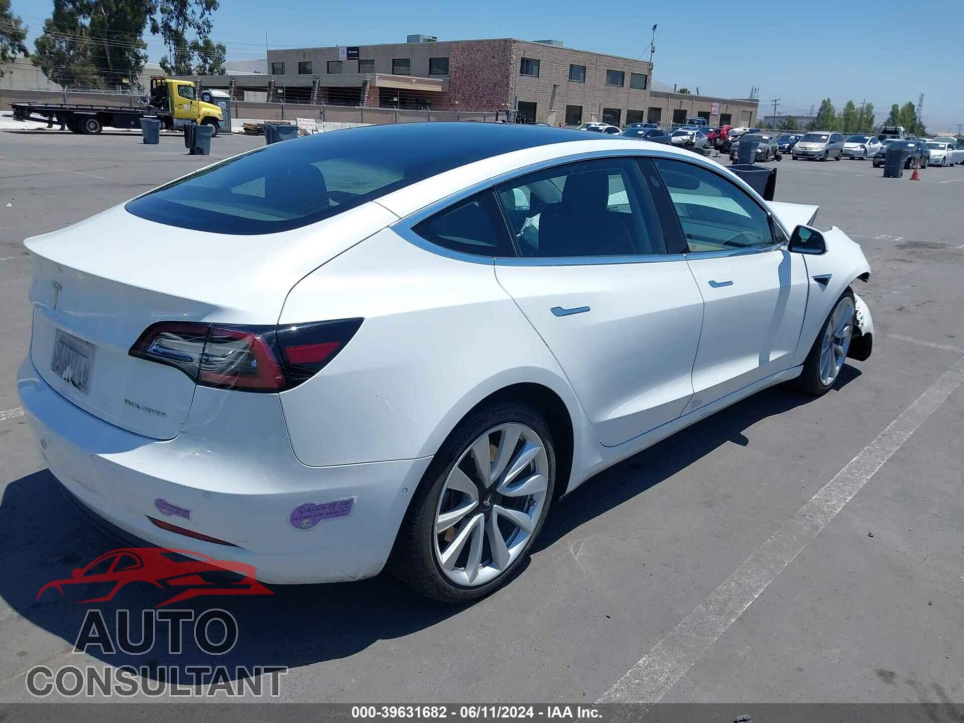 TESLA MODEL 3 2018 - 5YJ3E1EB9JF088872