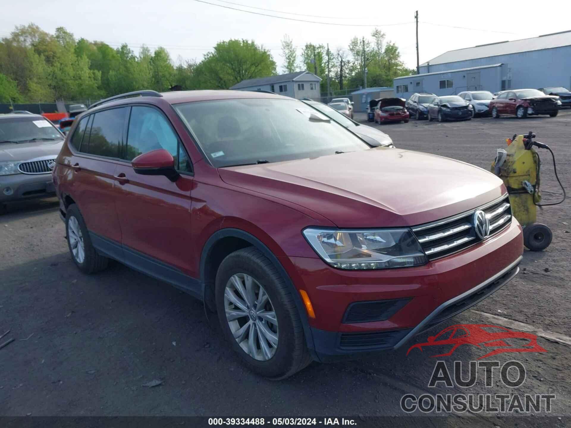 VOLKSWAGEN TIGUAN 2018 - 3VV1B7AX0JM111537