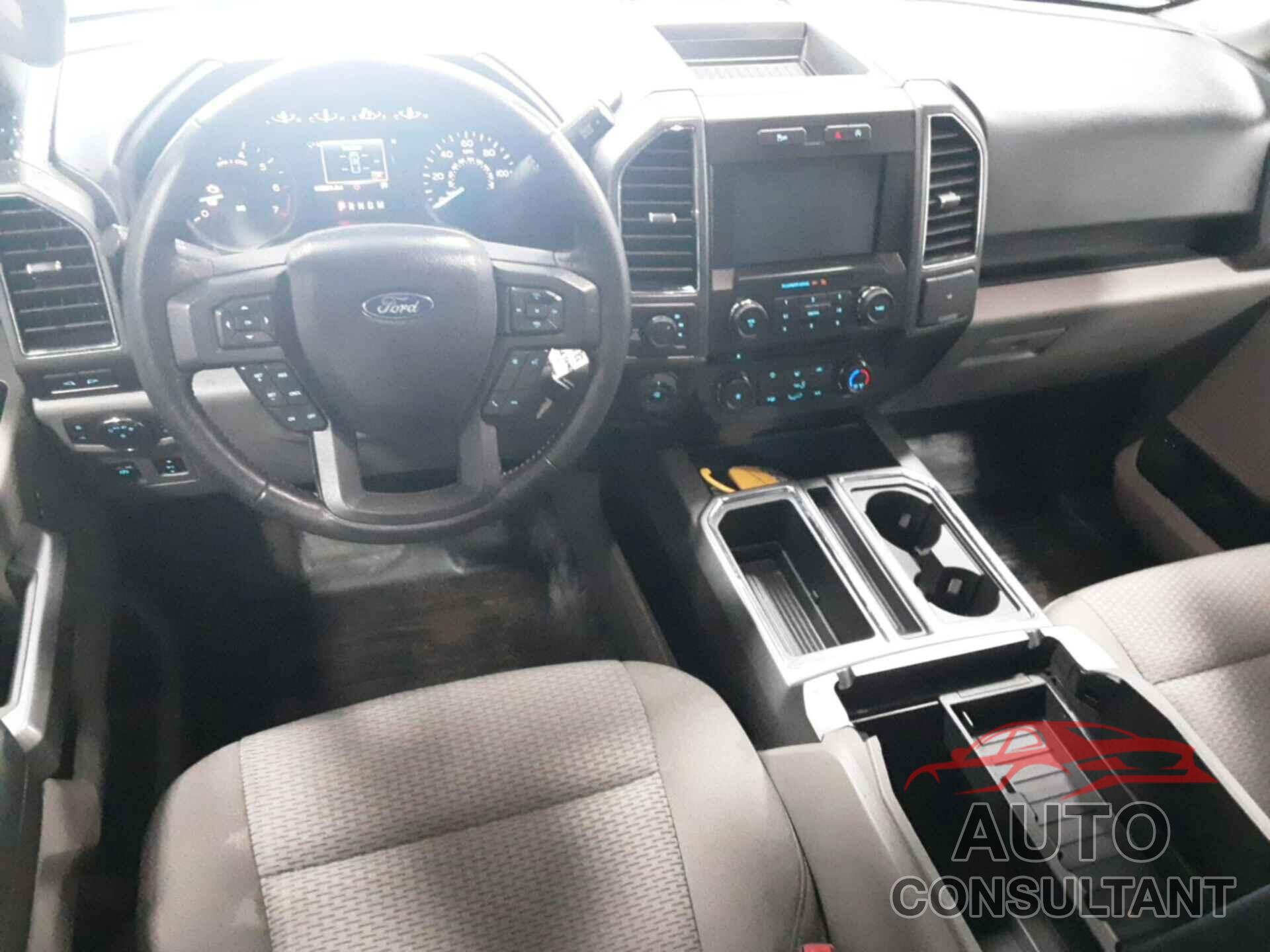 FORD F-150 2018 - 1FTFW1E55JFA65427