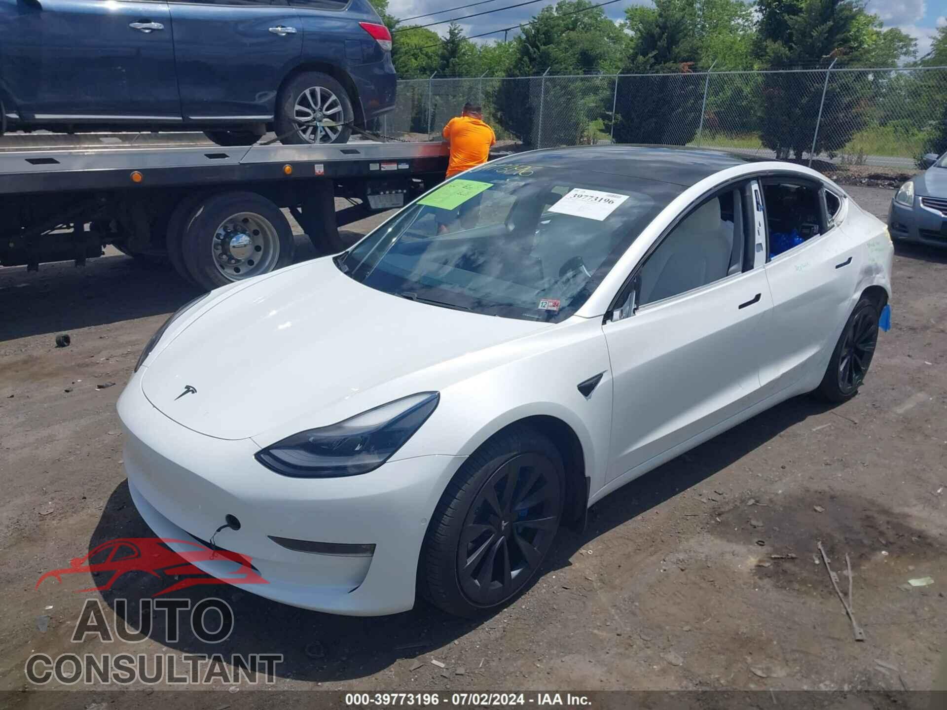 TESLA MODEL 3 2021 - 5YJ3E1EB6MF975446