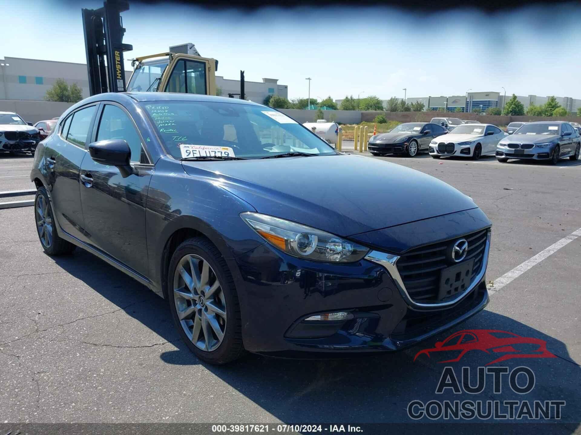 MAZDA MAZDA3 2018 - 3MZBN1L31JM192045