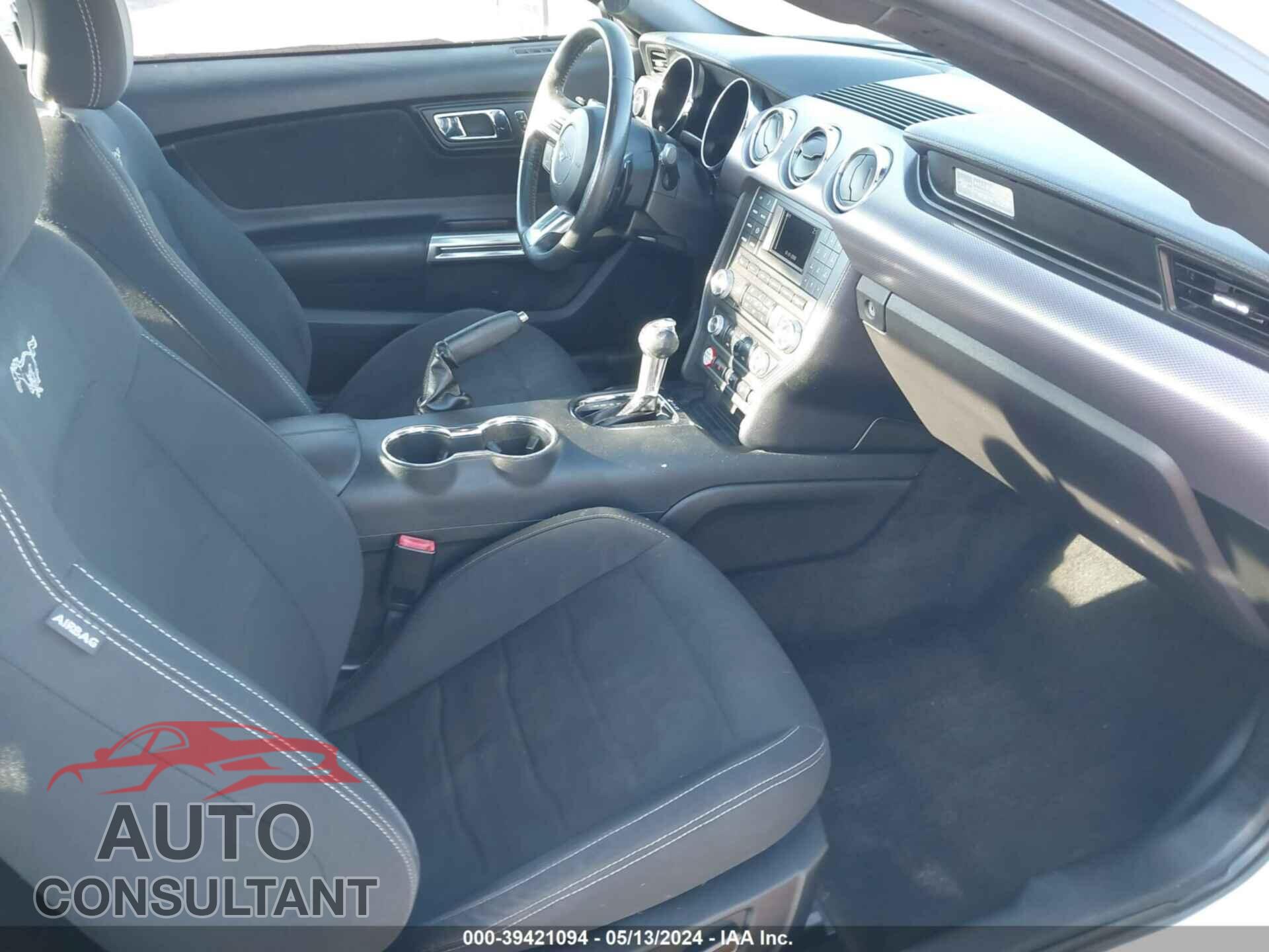 FORD MUSTANG 2017 - 1FA6P8TH2H5358677