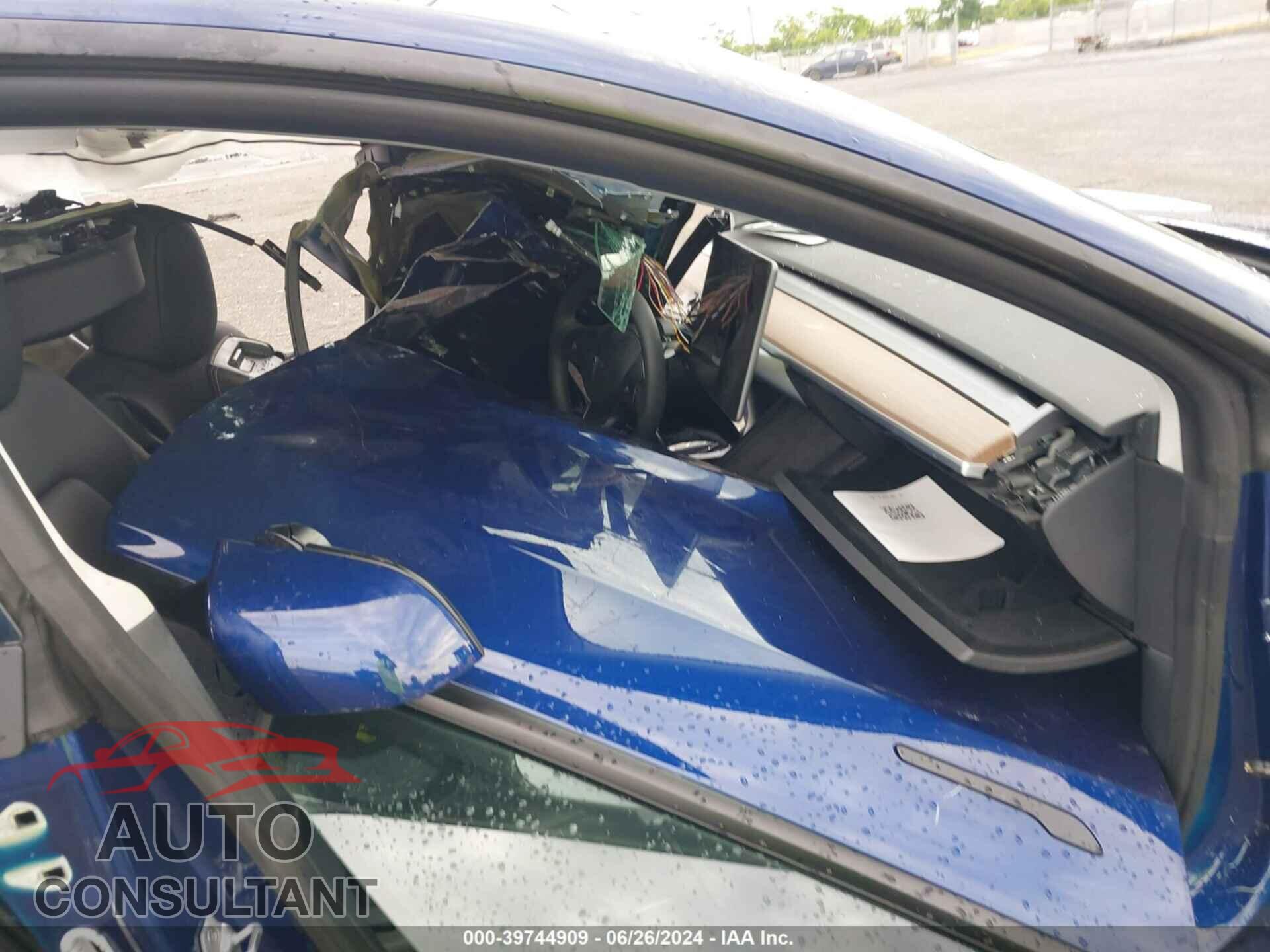 TESLA MODEL 3 2023 - 5YJ3E1EA2PF669078