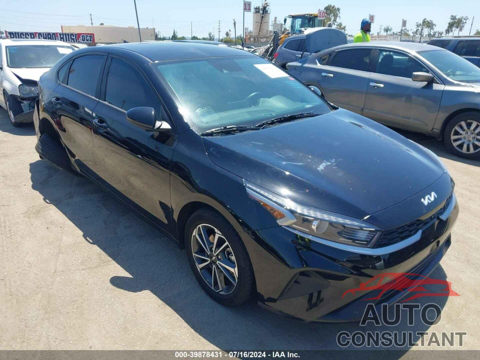 KIA FORTE 2023 - 3KPF24AD5PE667032