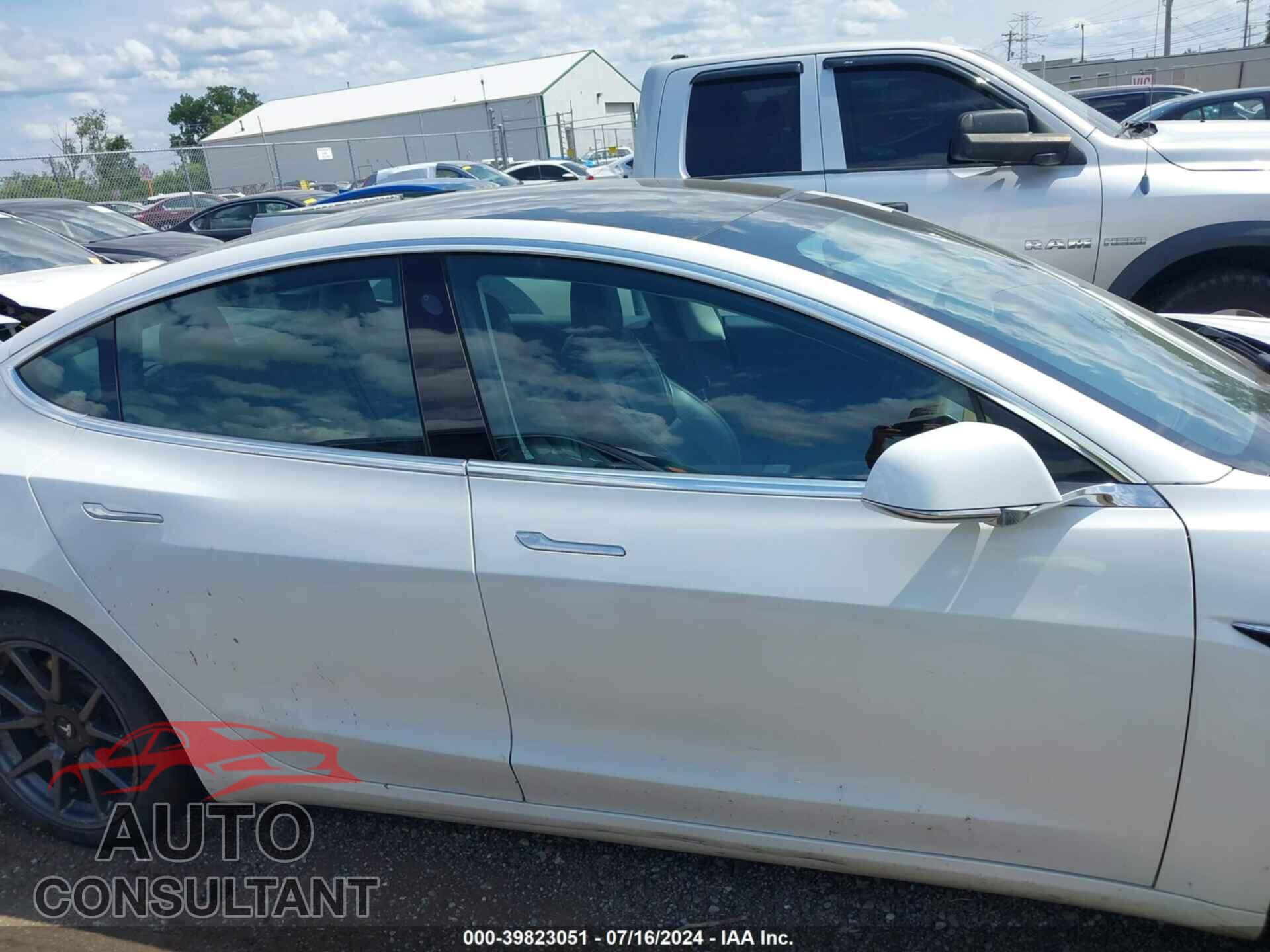 TESLA MODEL 3 2020 - 5YJ3E1EA7LF737143