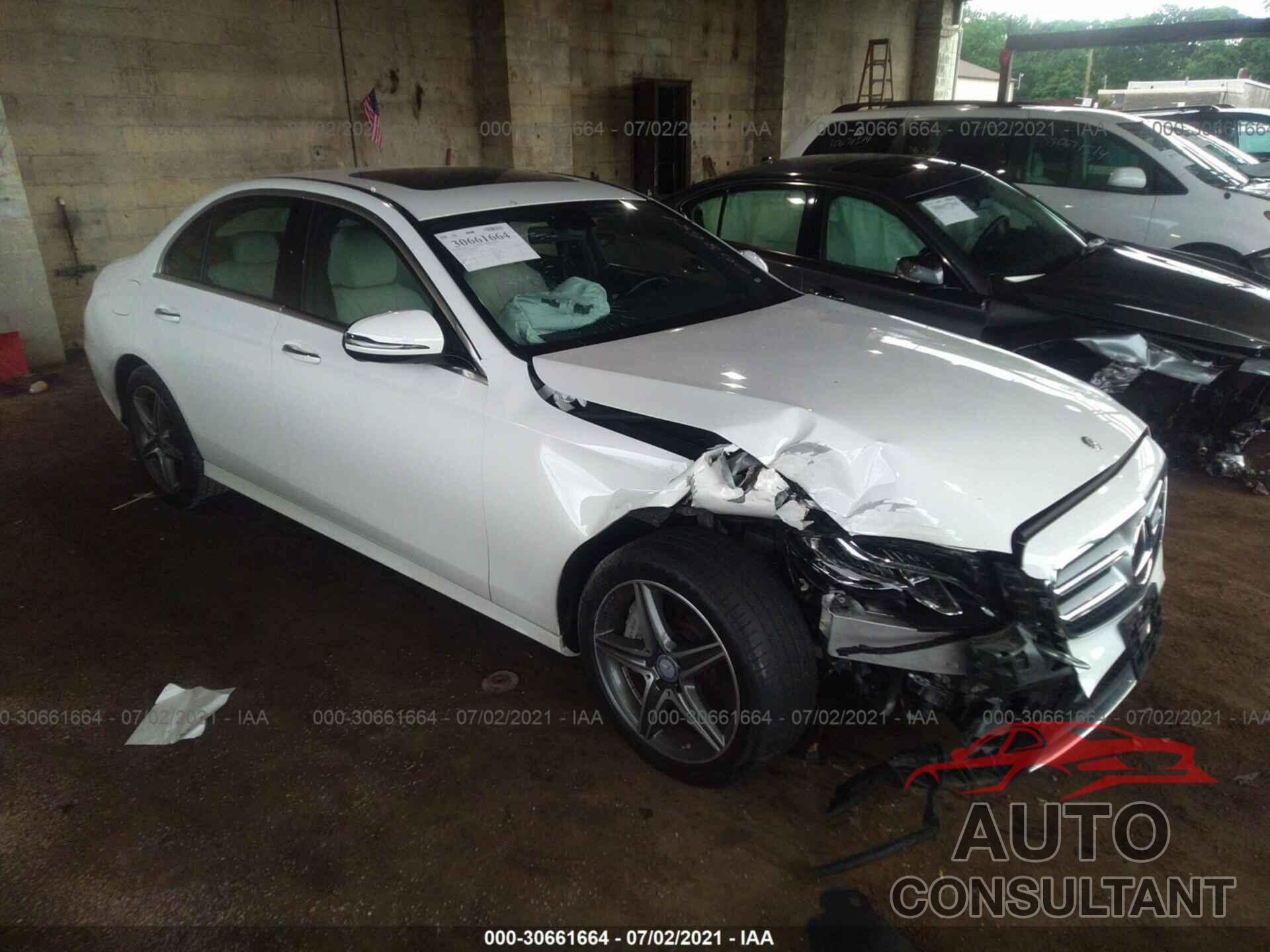MERCEDES-BENZ E-CLASS 2017 - WDDZF4KB3HA008651