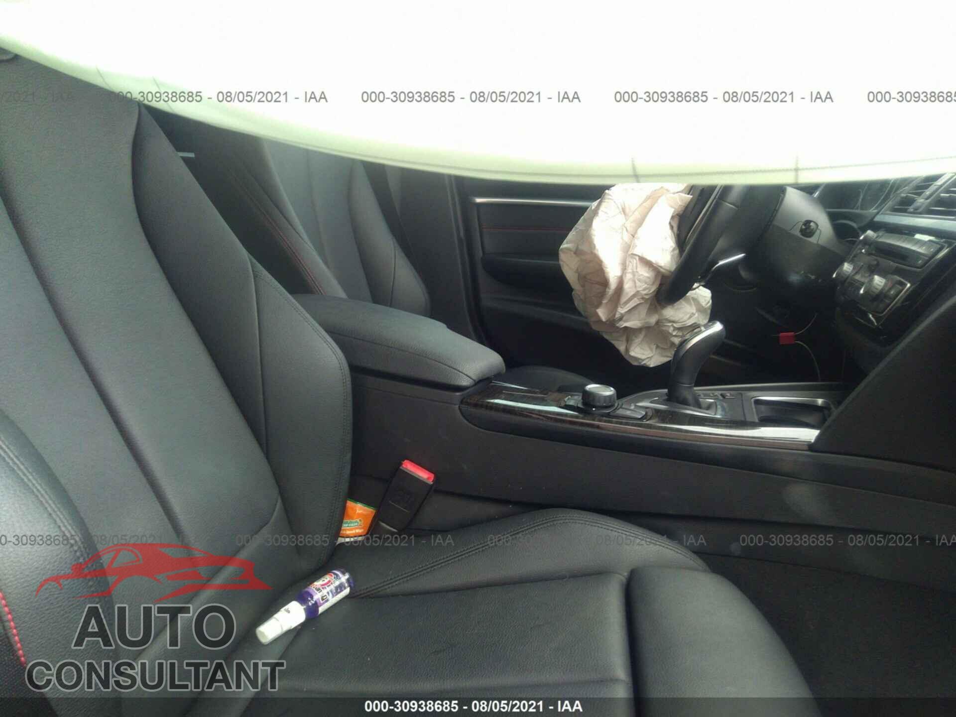 BMW 3 SERIES 2016 - WBA8E9G59GNU30596