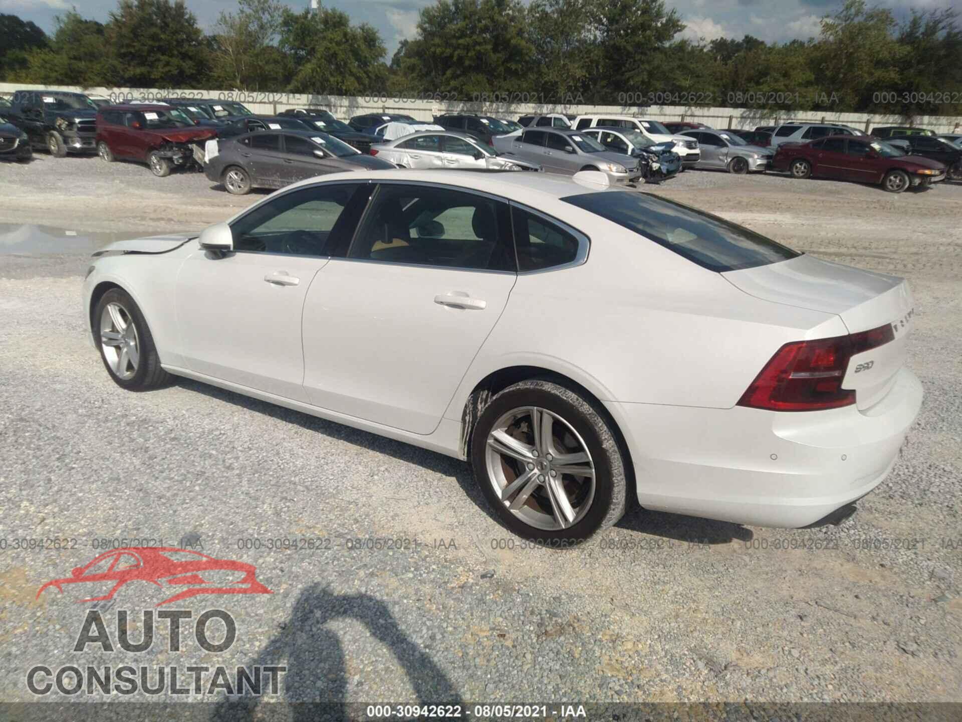 VOLVO S90 2018 - LVY982AK0JP023470