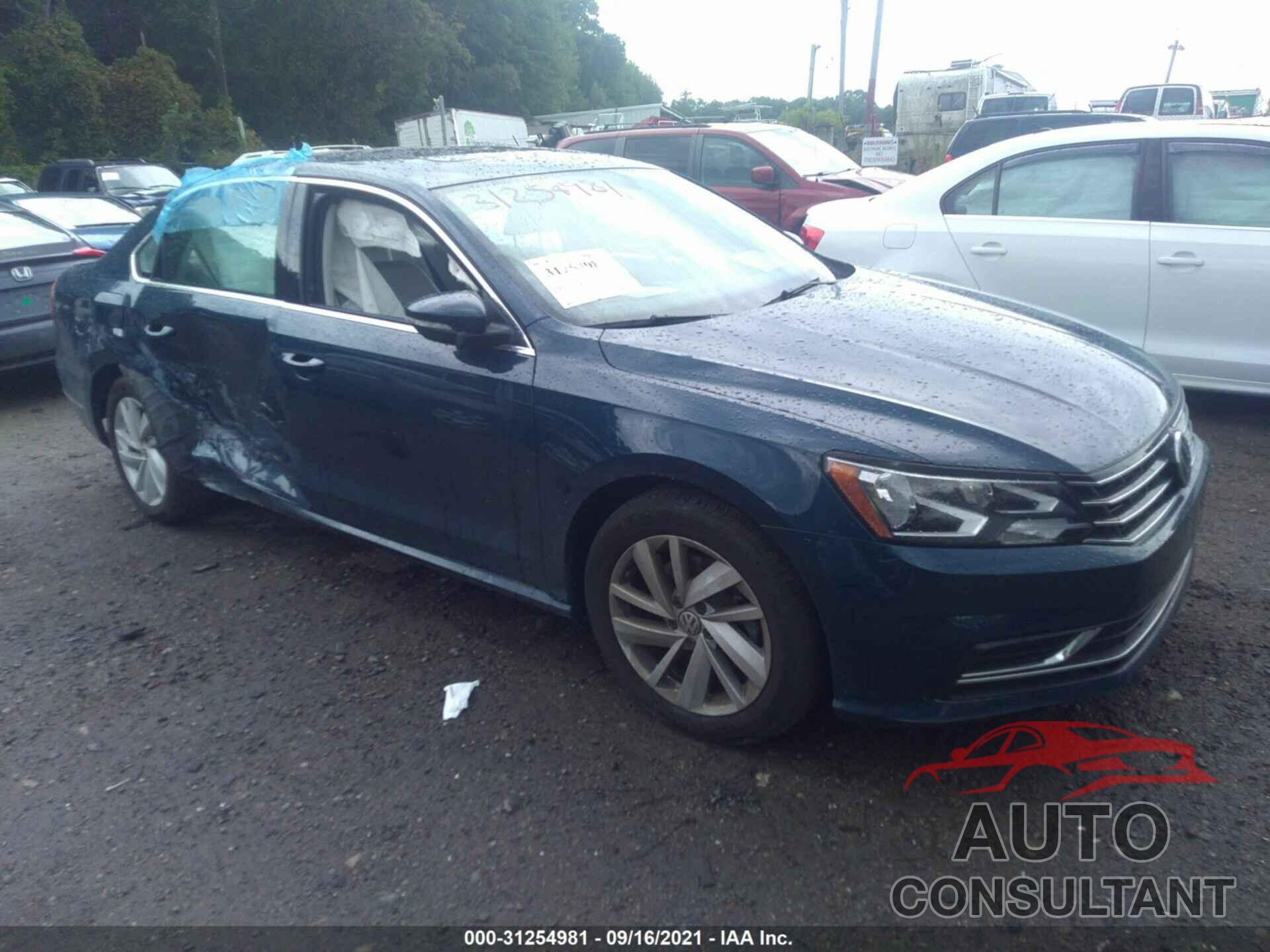 VOLKSWAGEN PASSAT 2018 - 1VWBA7A3XJC044933