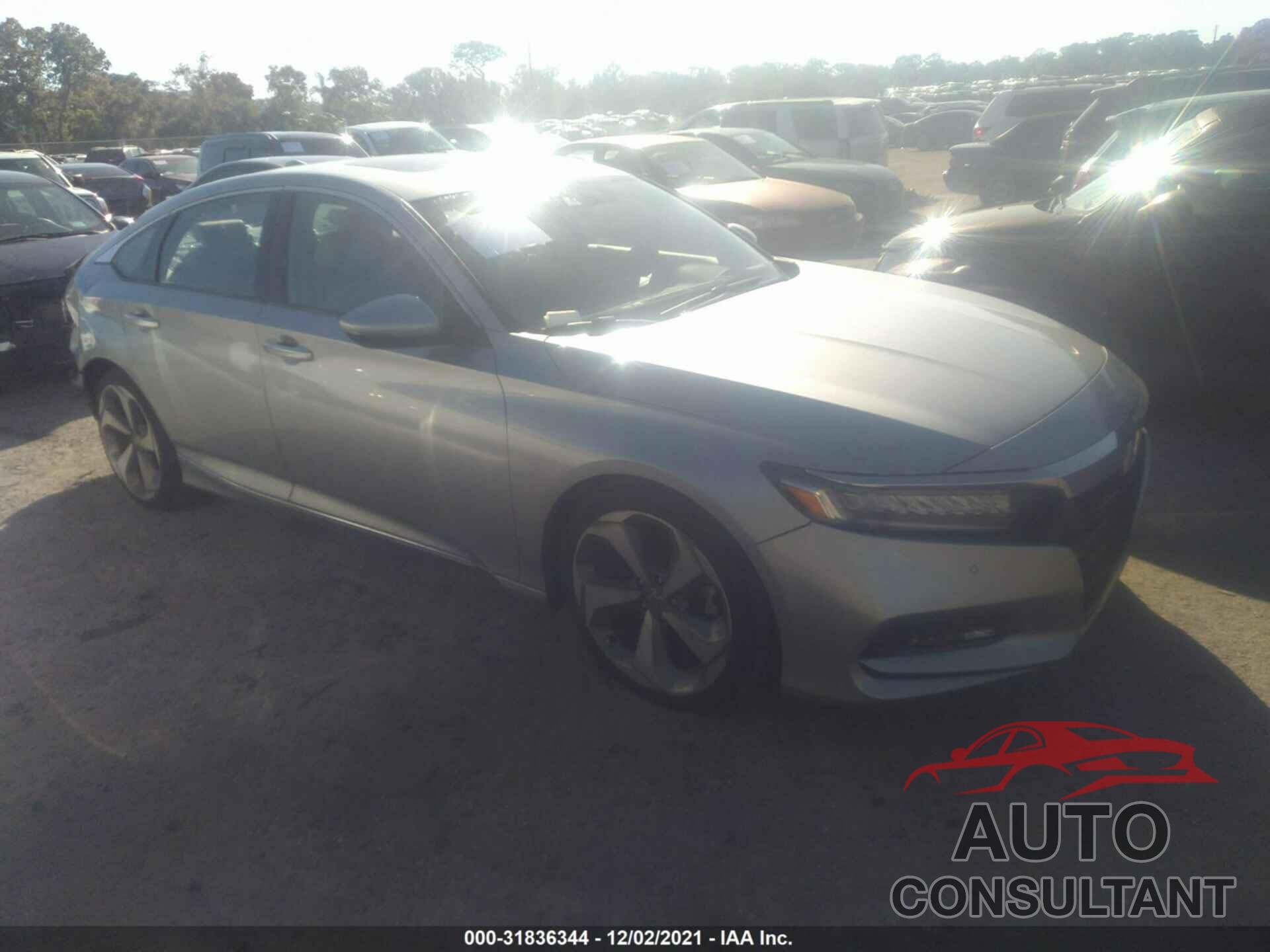 HONDA ACCORD SEDAN 2018 - 1HGCV2F90JA040947