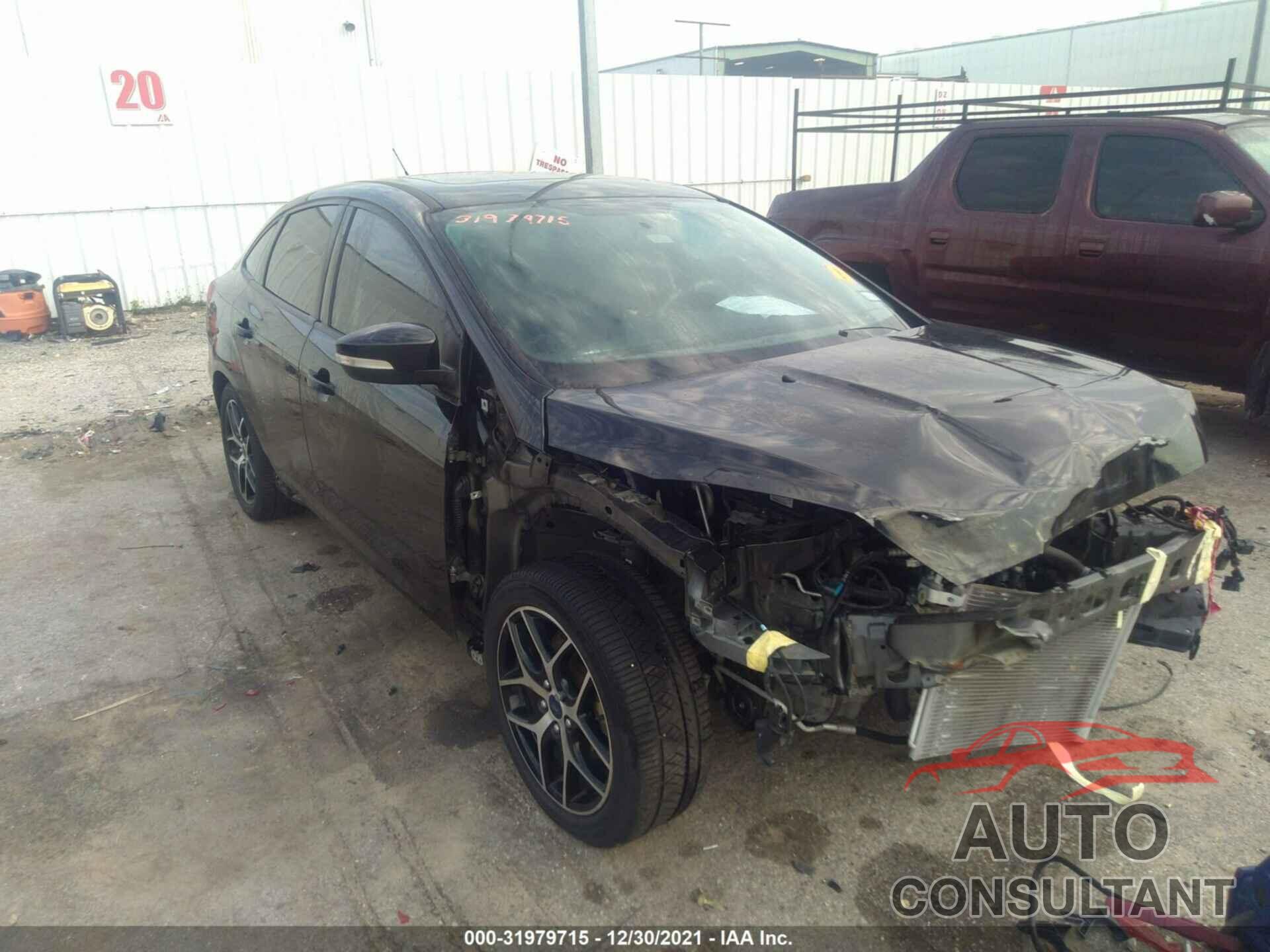 FORD FOCUS 2017 - 1FADP3H24HL324301