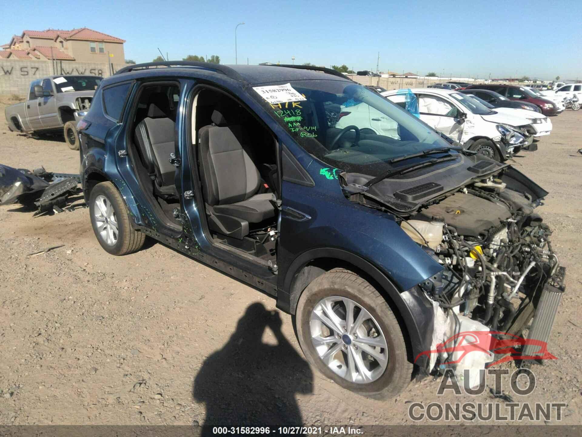 FORD ESCAPE 2018 - 1FMCU0GD4JUC50051