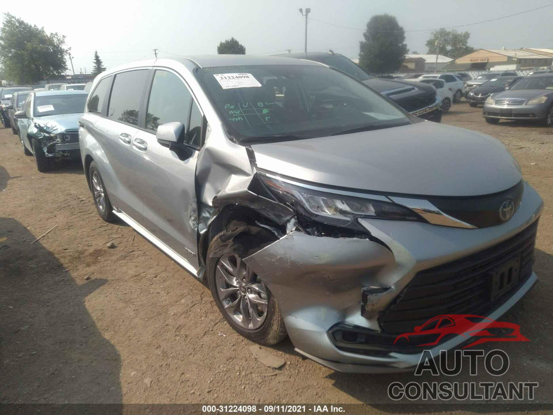 TOYOTA SIENNA 2021 - 5TDKSKFC6MS006954