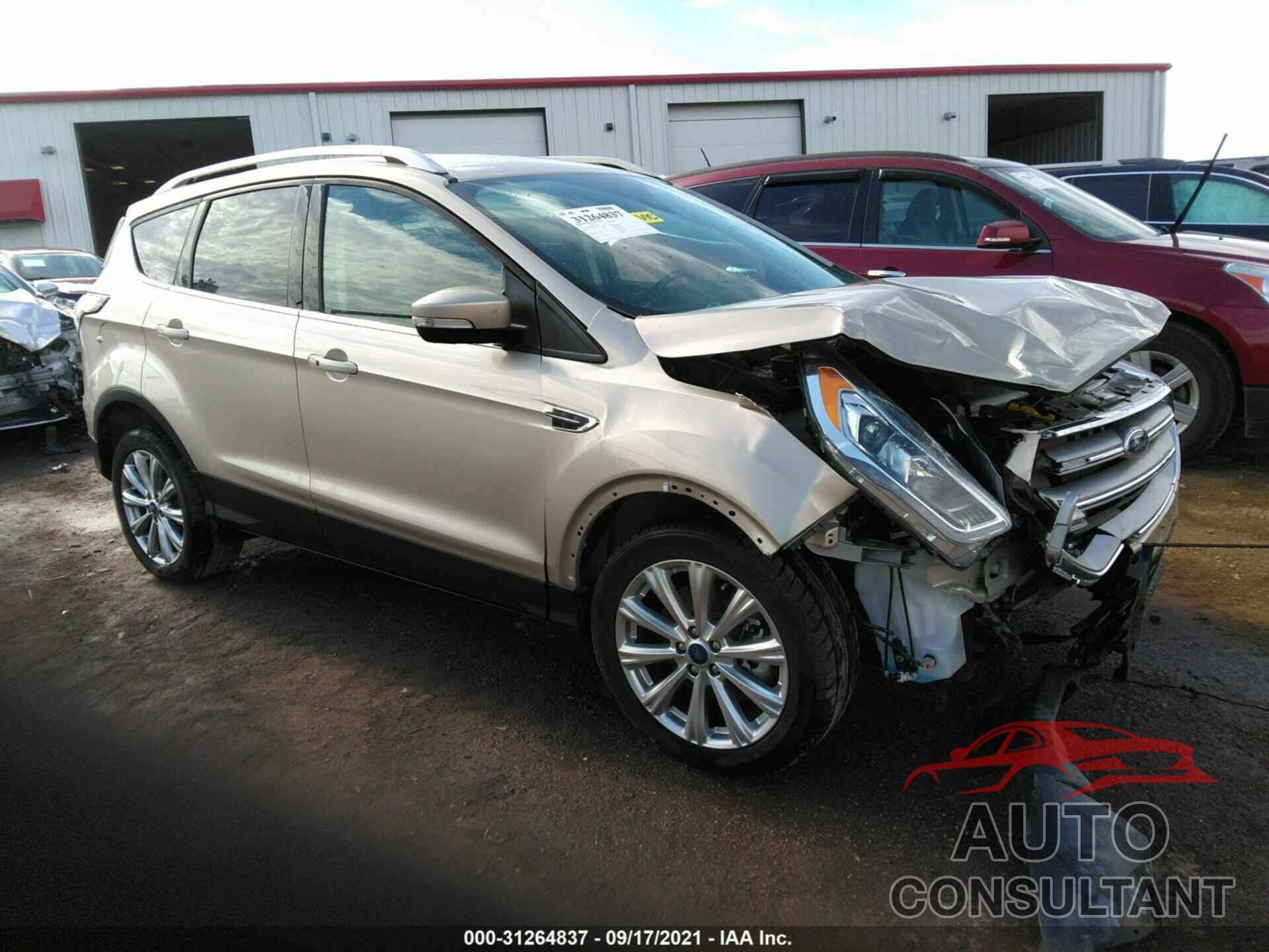 FORD ESCAPE 2017 - 1FMCU0J9XHUF07678