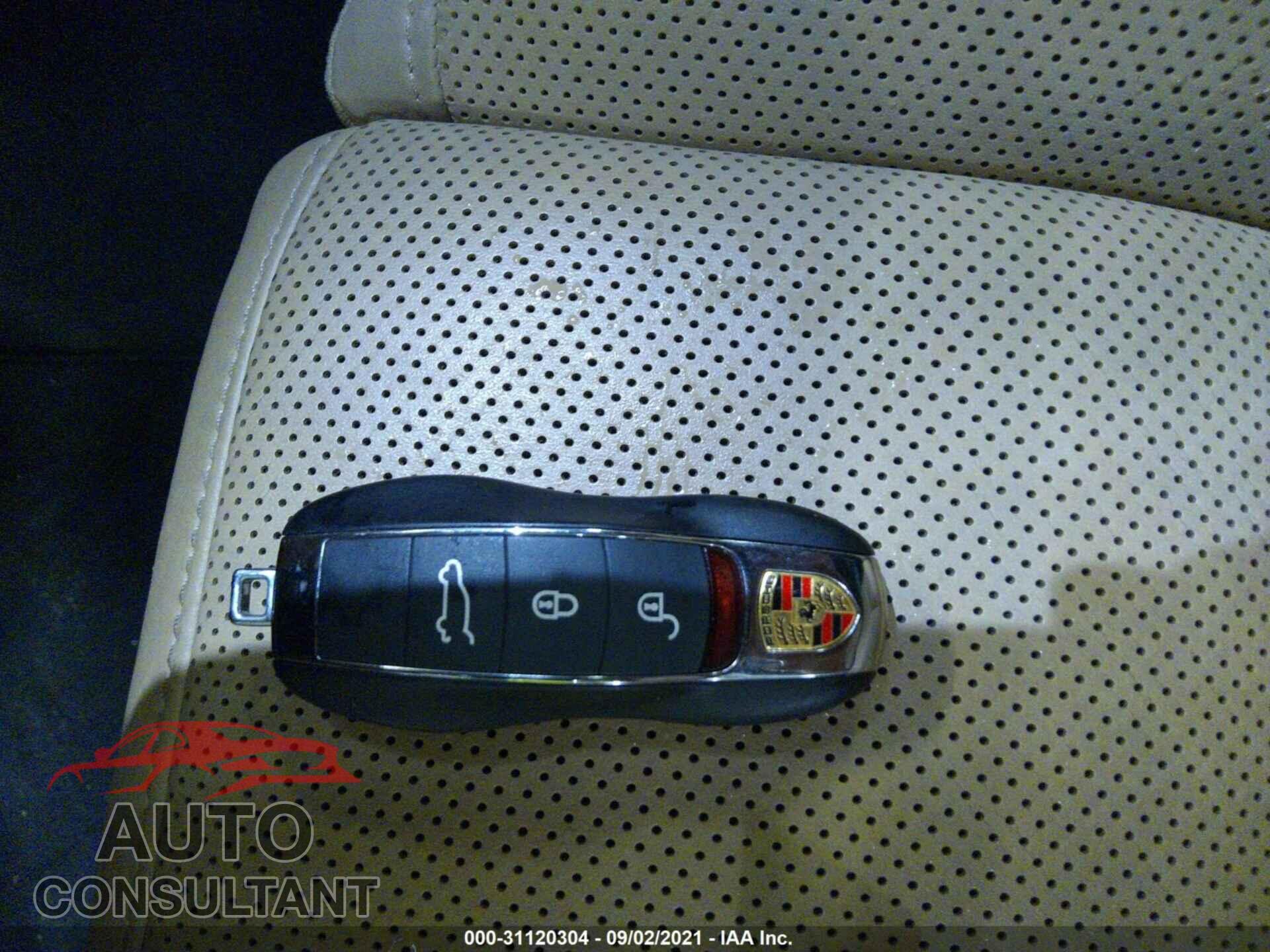 PORSCHE MACAN 2017 - WP1AA2A58HLB01853