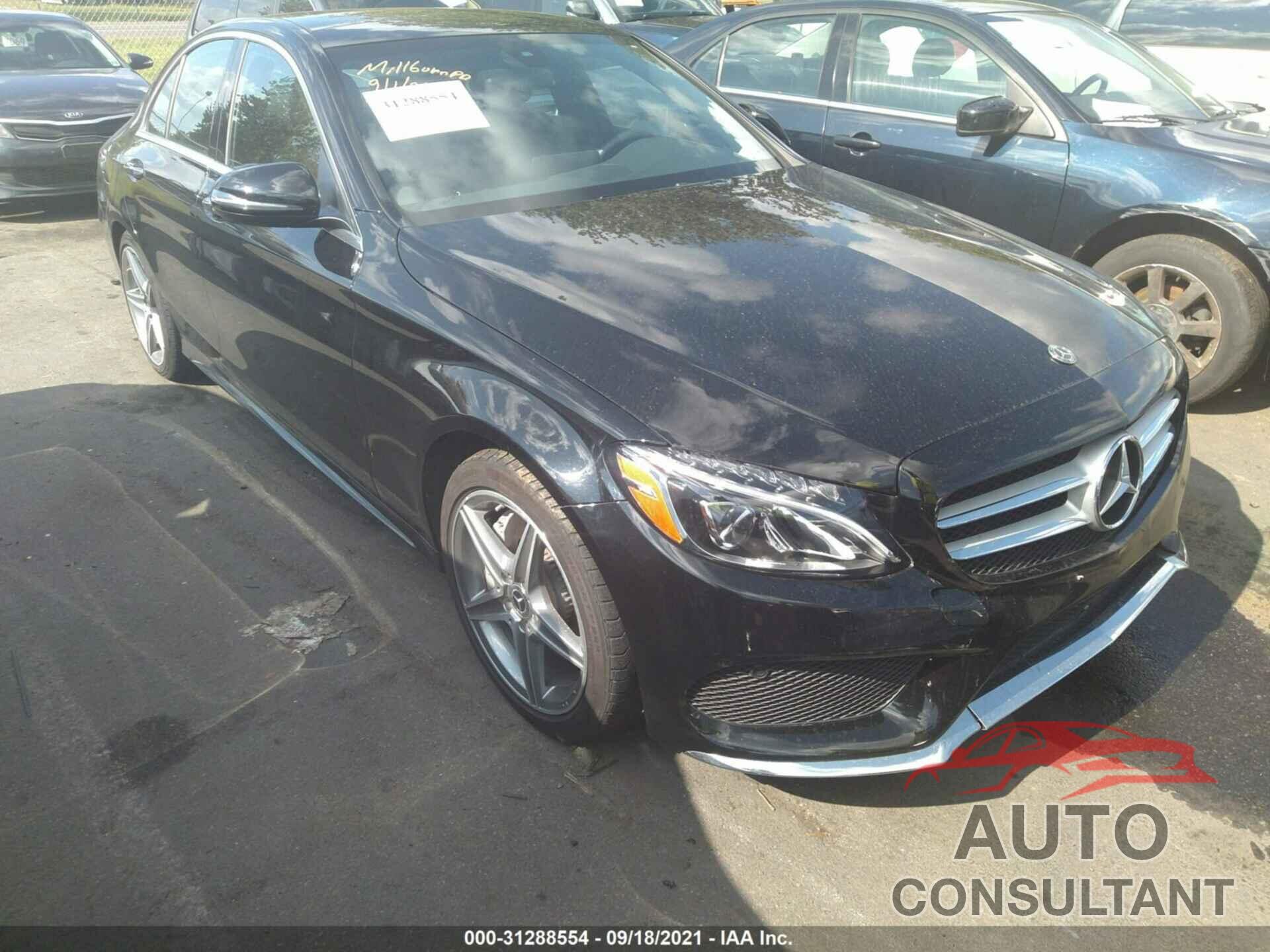 MERCEDES-BENZ C-CLASS 2018 - 55SWF4KB5JU251421