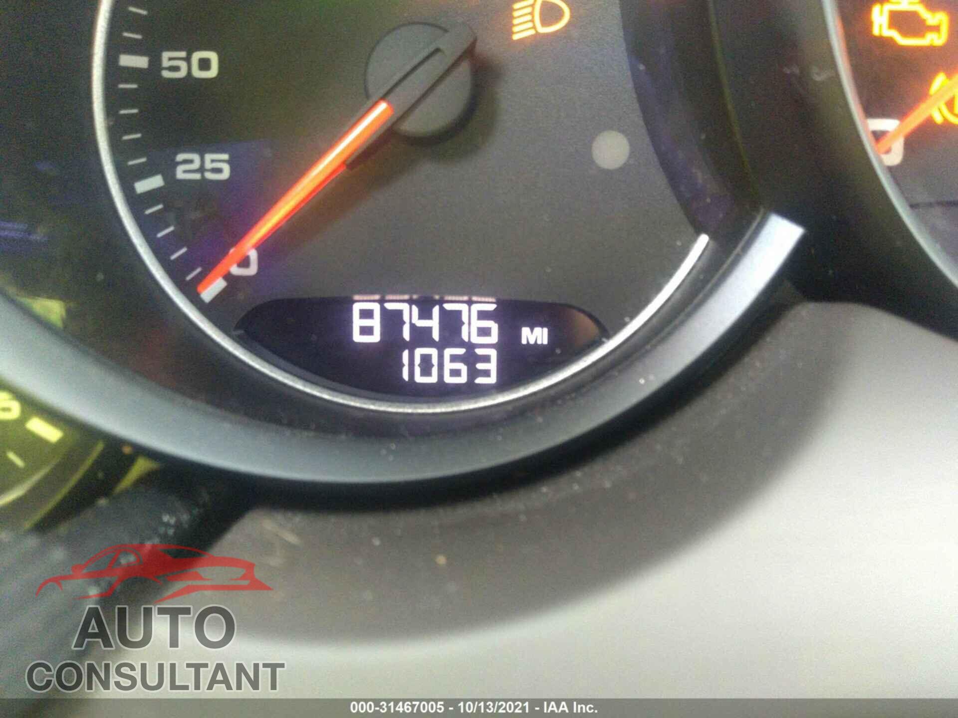 PORSCHE CAYENNE 2017 - WP1AA2A22HKA82972
