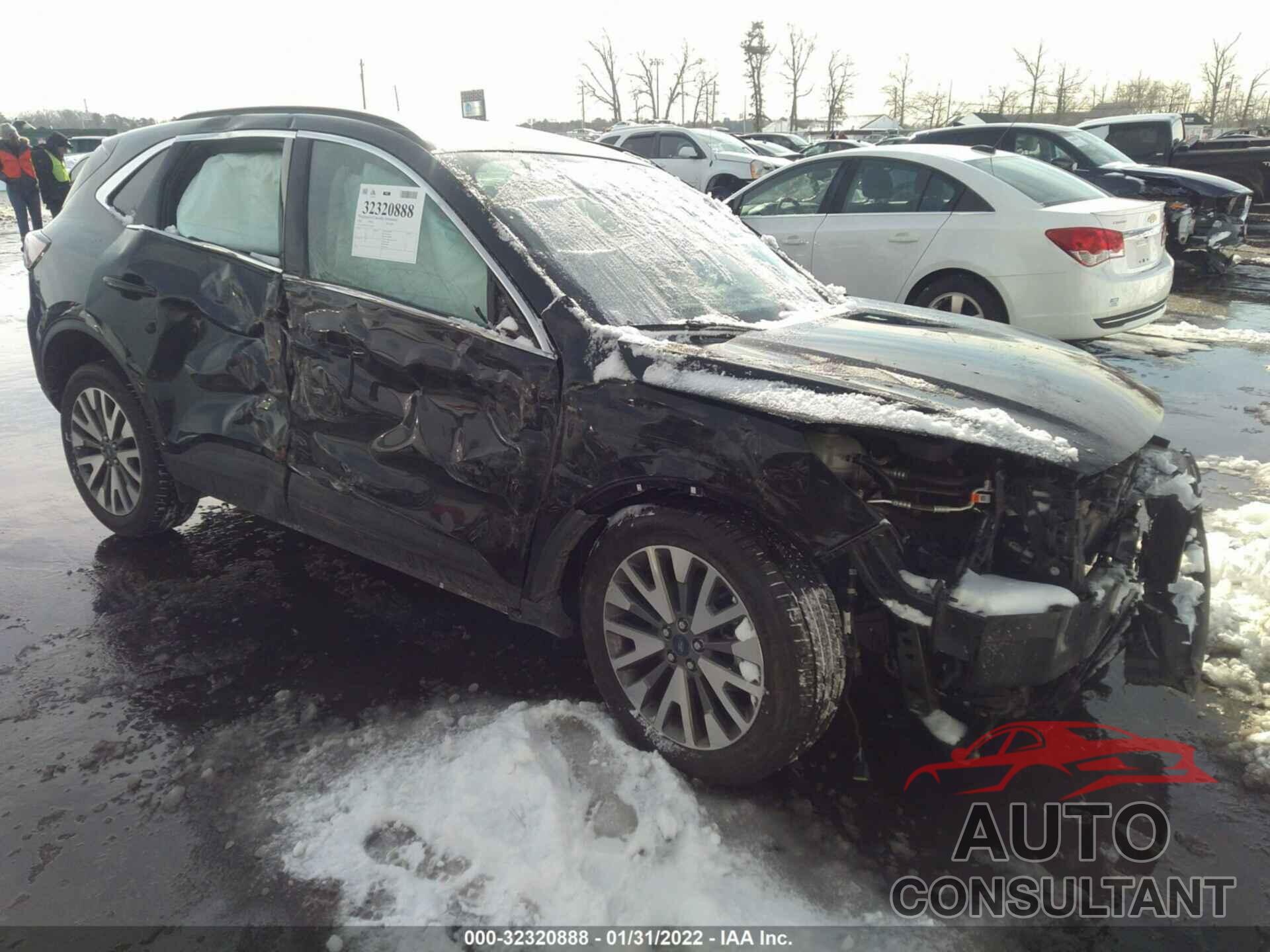 FORD ESCAPE 2020 - 1FMCU9J93LUA65520