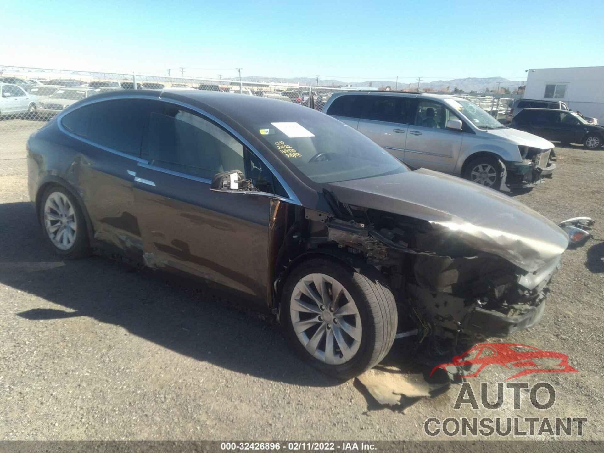 TESLA MODEL X 2016 - 5YJXCBE26GF025038