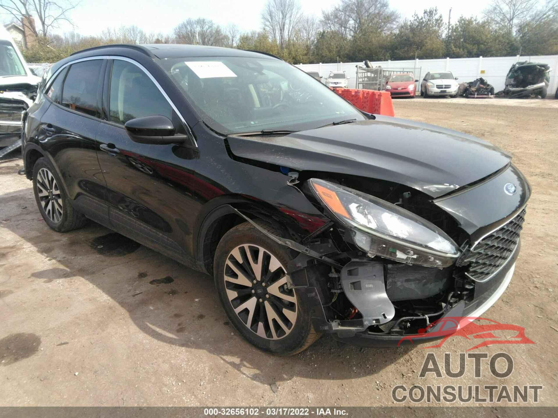 FORD ESCAPE 2020 - 1FMCU9H9XLUA04199
