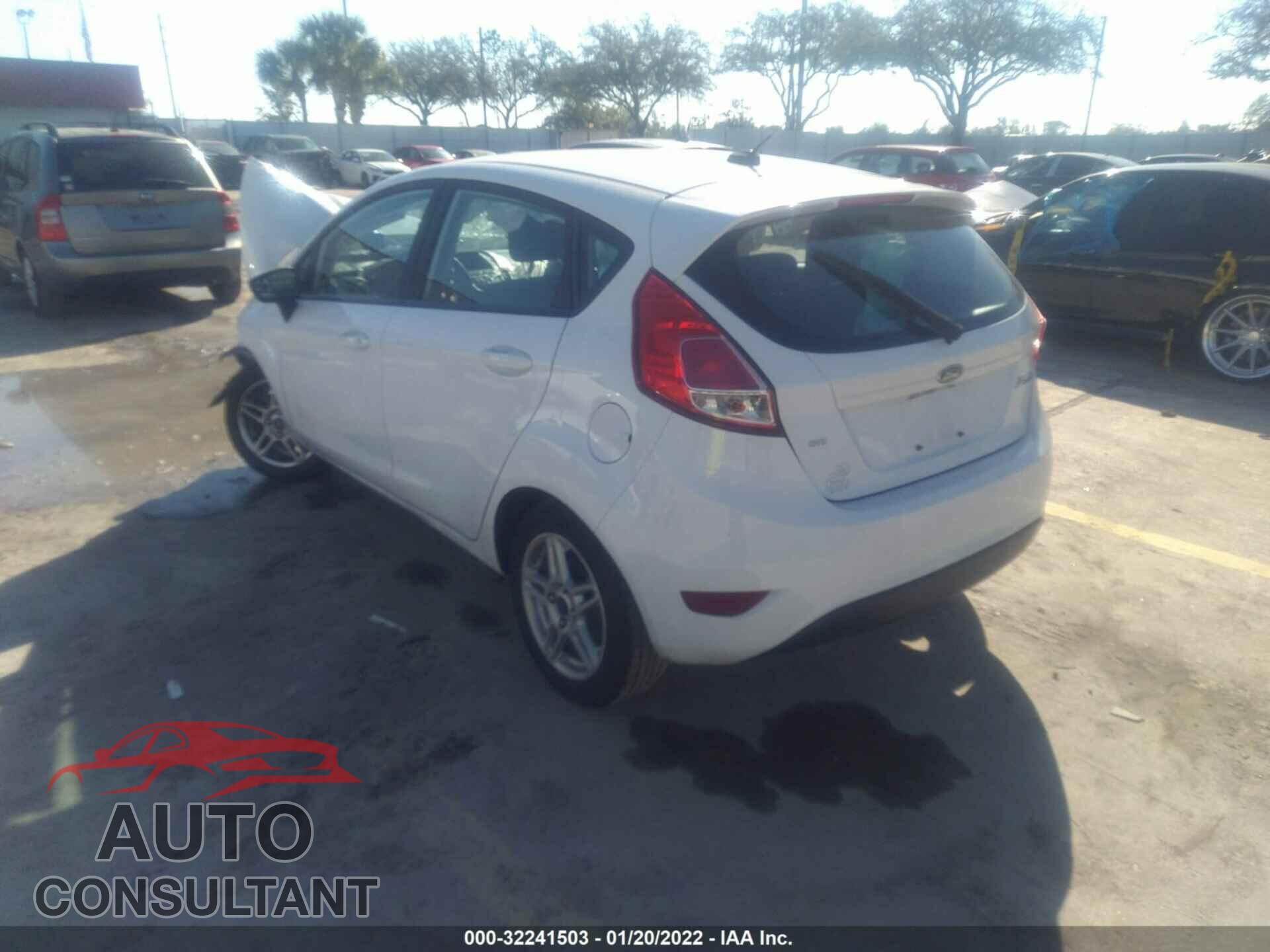 FORD FIESTA 2017 - 3FADP4EJ8HM123601