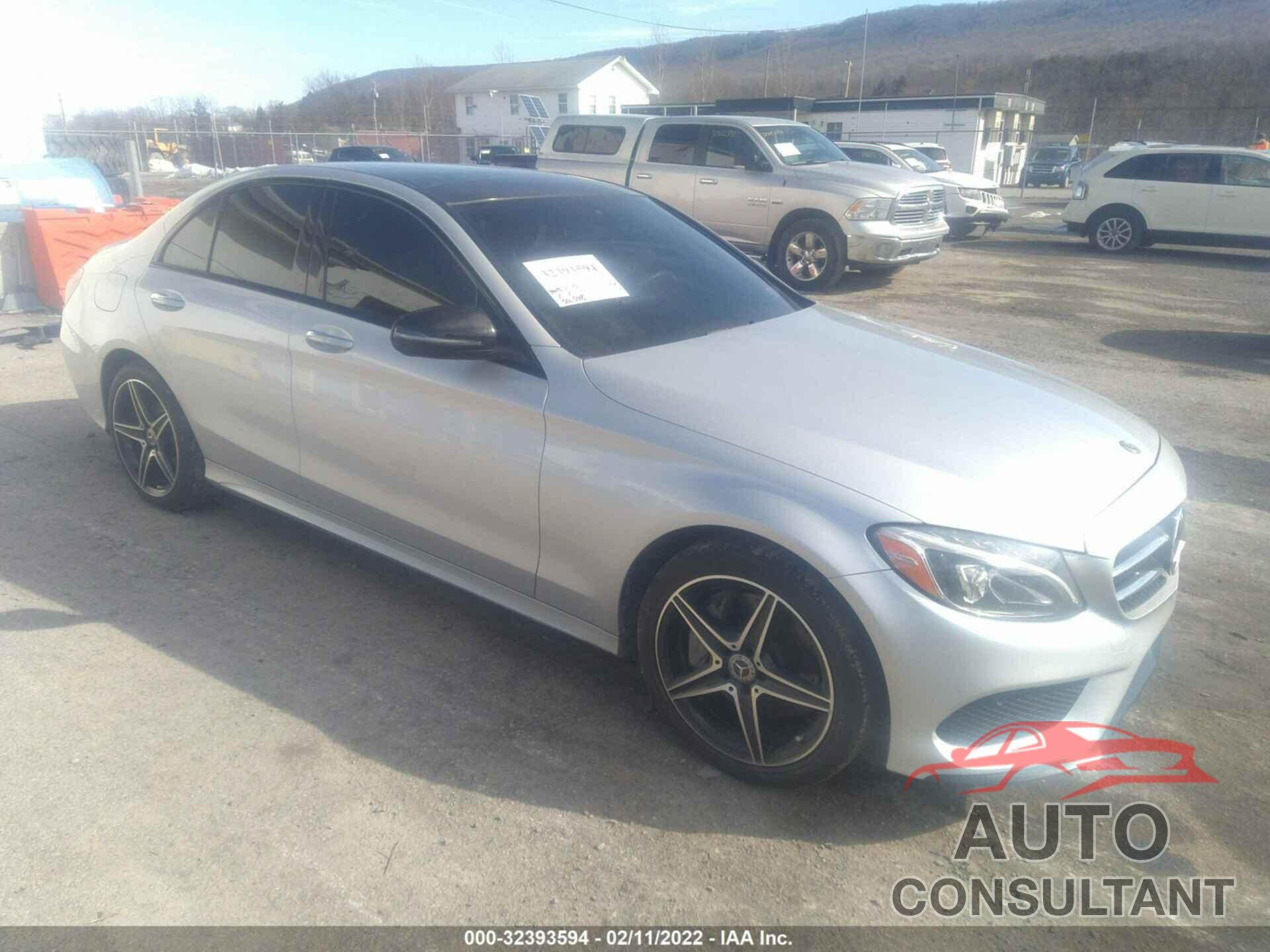 MERCEDES-BENZ C-CLASS 2018 - 55SWF4KB5JU236532