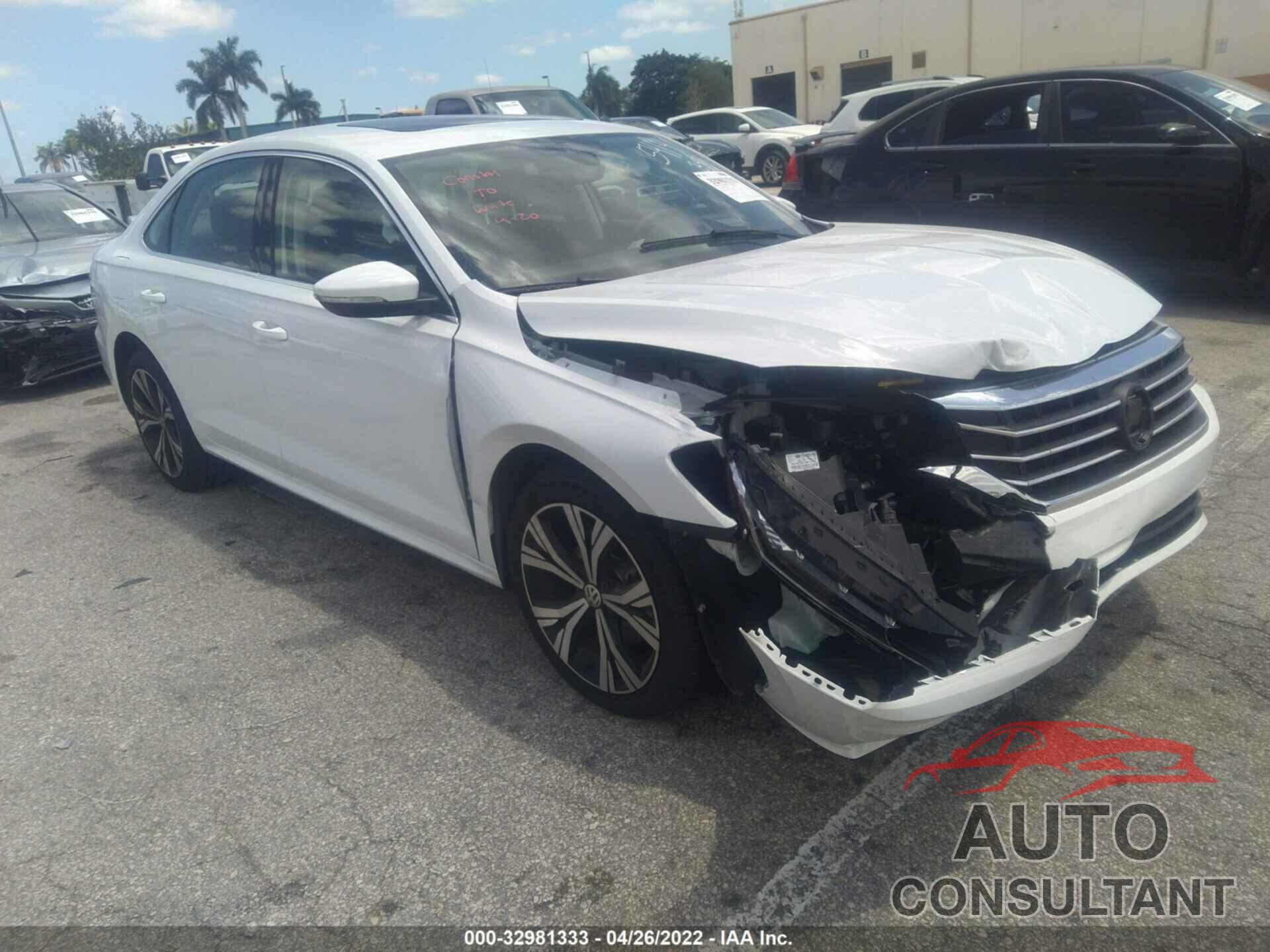VOLKSWAGEN PASSAT 2022 - 1VWSA7A33NC005414