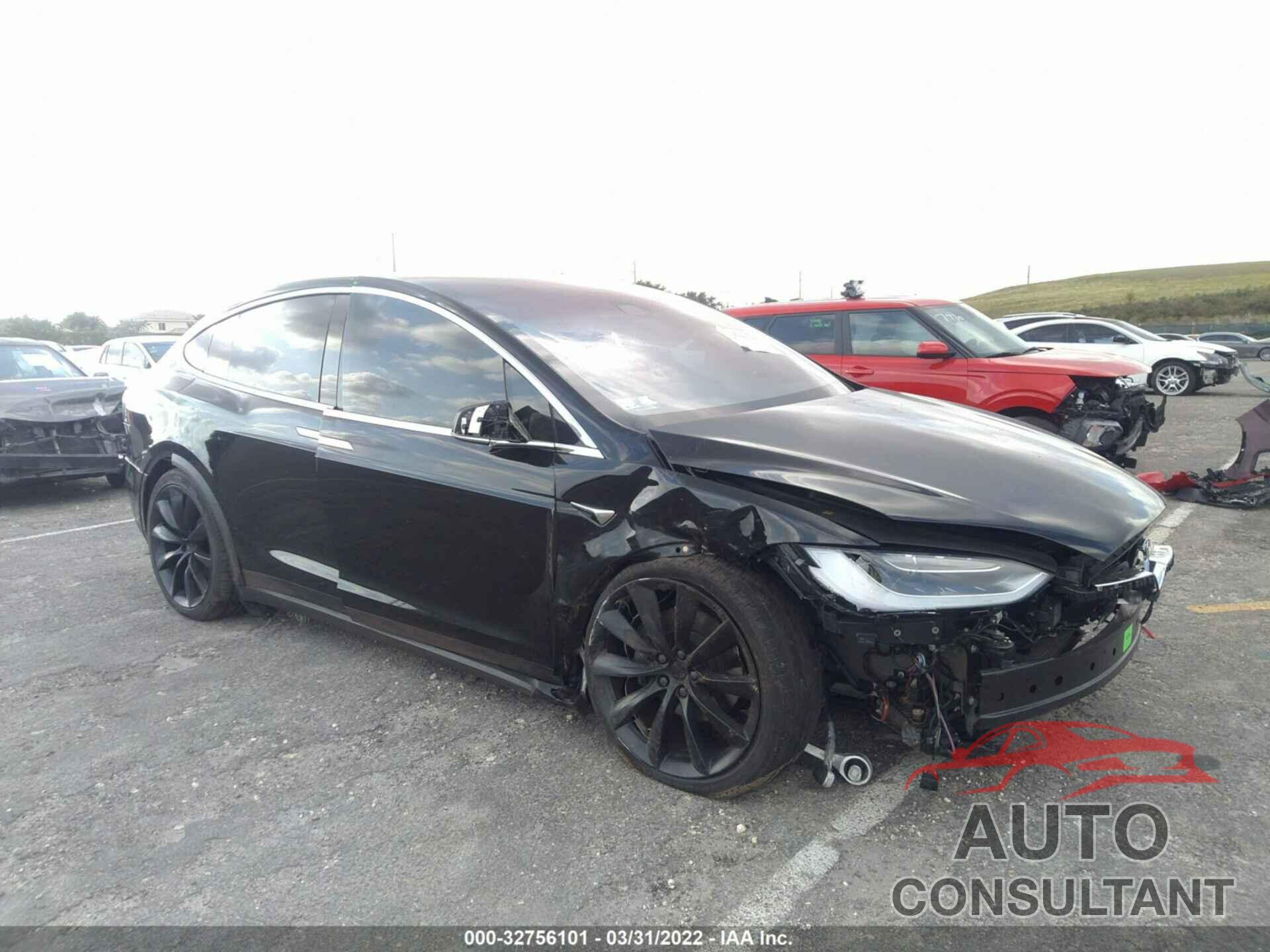 TESLA MODEL X 2018 - 5YJXCBE27JF102880