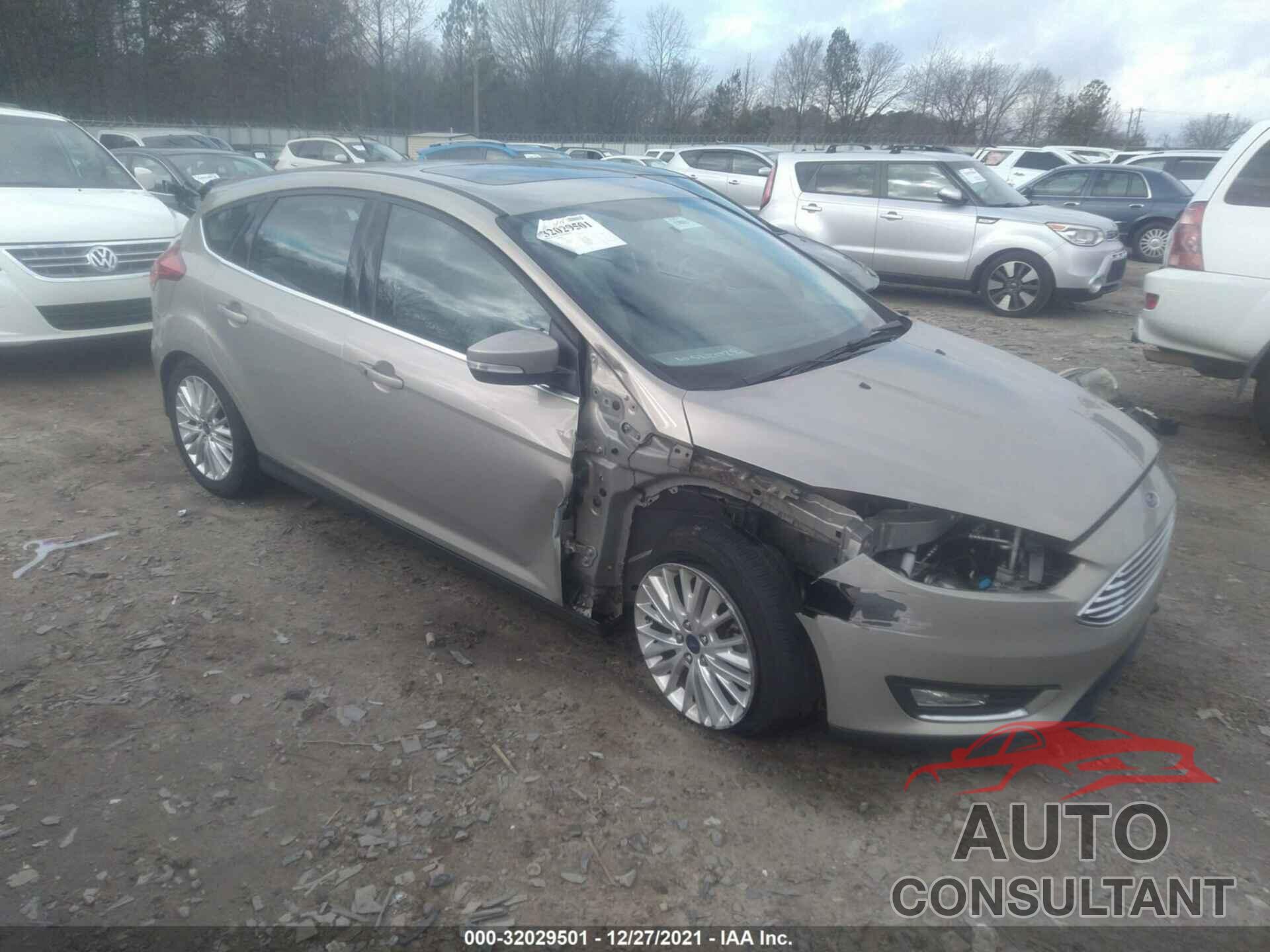 FORD FOCUS 2016 - 1FADP3N23GL302924
