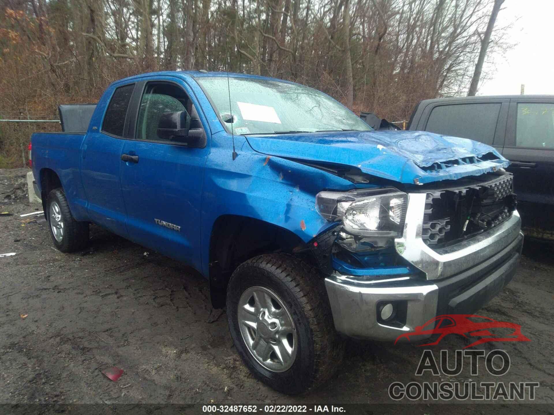 TOYOTA TUNDRA 4WD 2018 - 5TFUM5F10JX075857