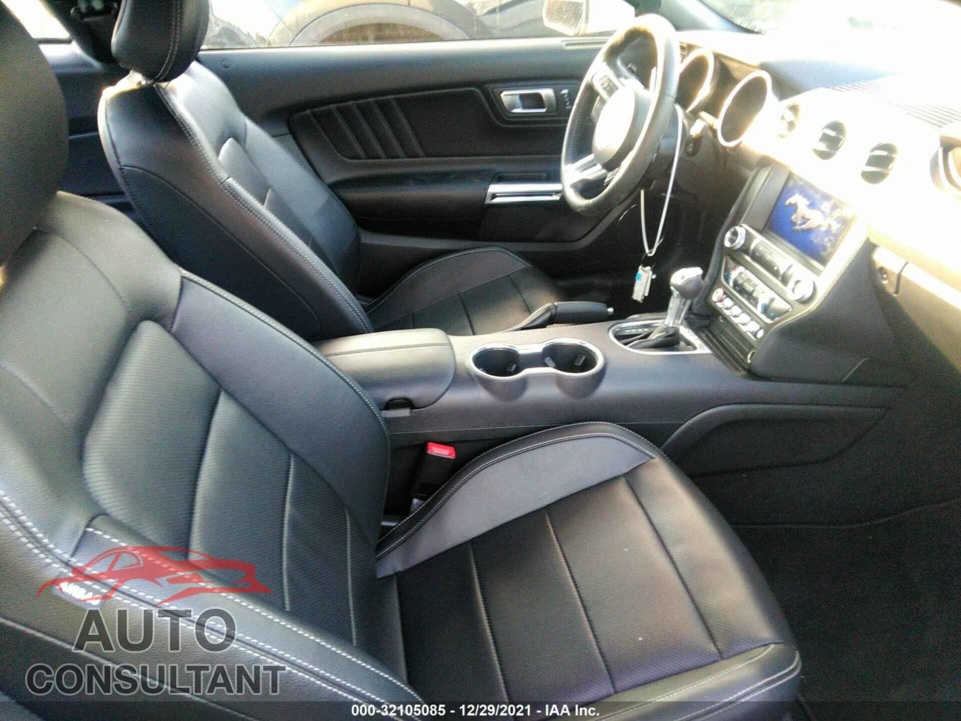 FORD MUSTANG 2021 - 1FA6P8TH5M5114032
