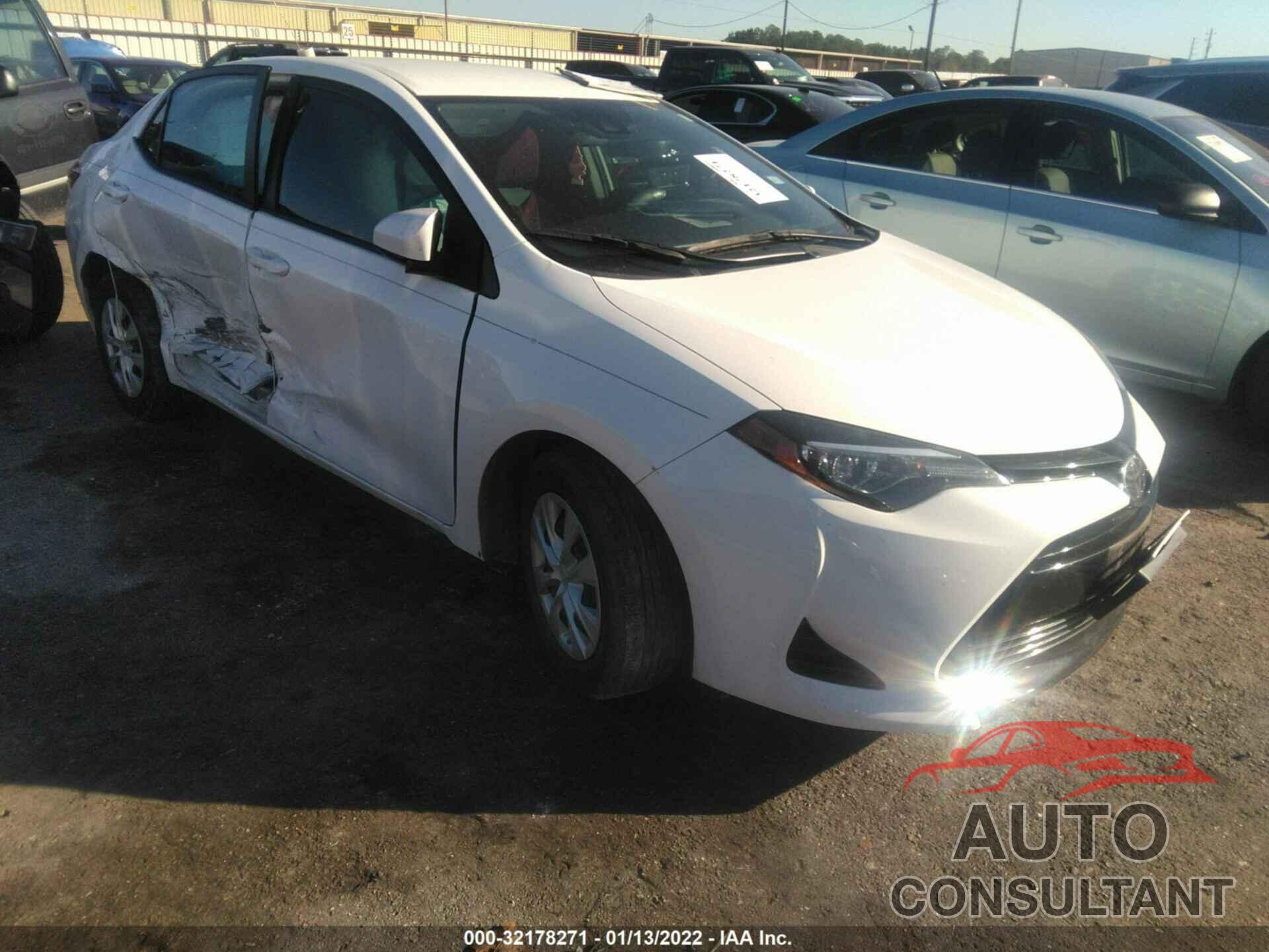 TOYOTA COROLLA 2018 - 5YFBURHE3JP780164