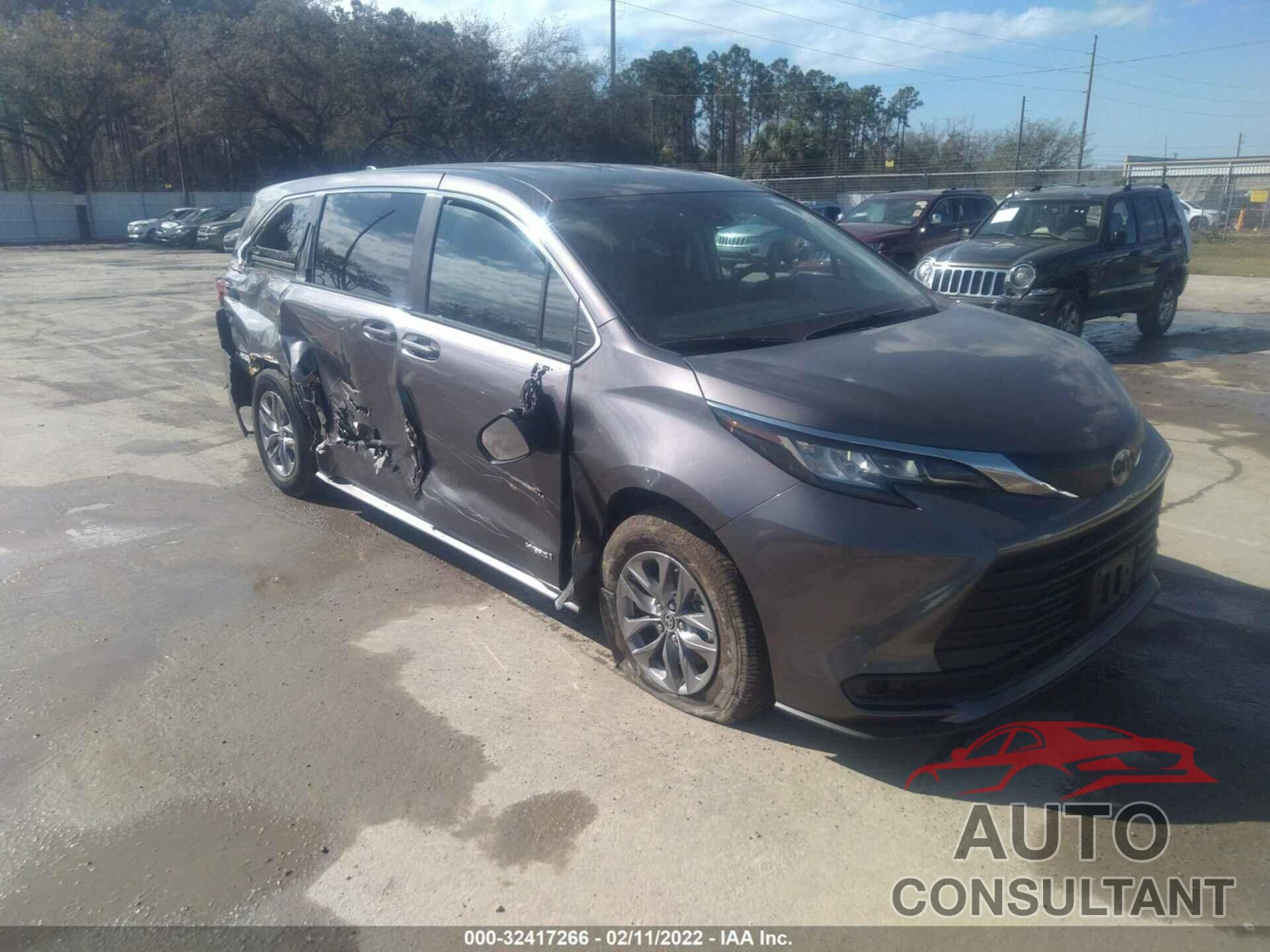 TOYOTA SIENNA 2021 - 5TDKRKEC9MS017380